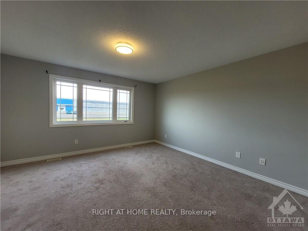 Photo 9 of 526 Barrick Hill Road, Ottawa, Kanata - Emerald Meadows/Trailwest — HOMEH