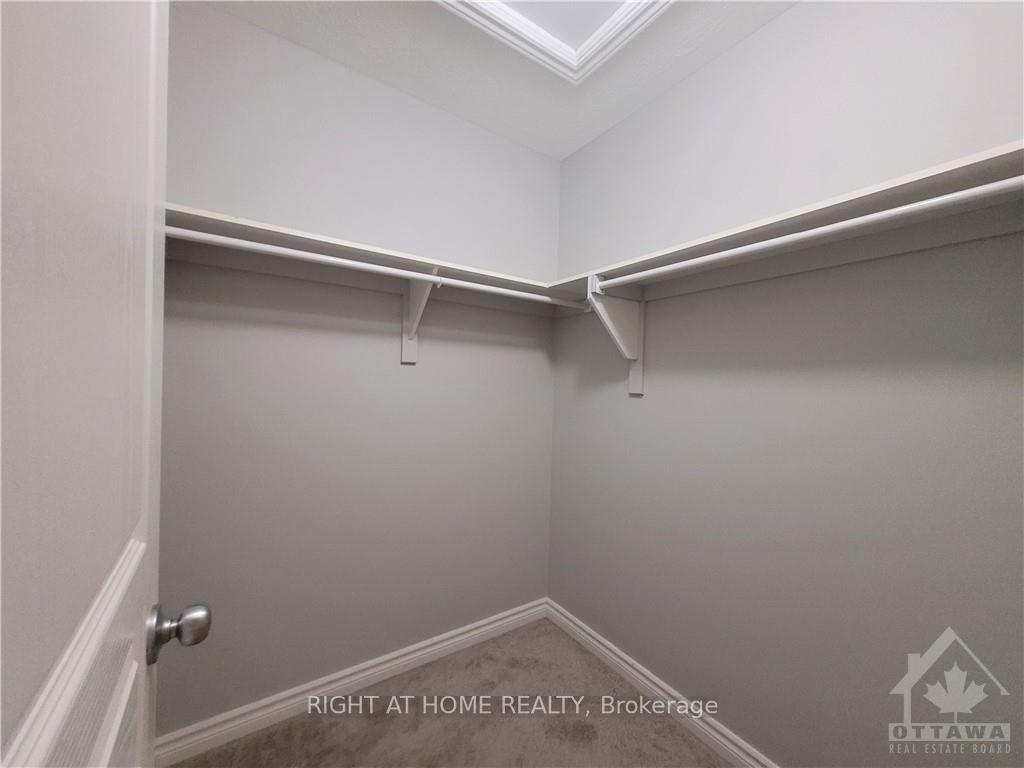 Photo 12 of 526 Barrick Hill Road, Ottawa, Kanata - Emerald Meadows/Trailwest — HOMEH