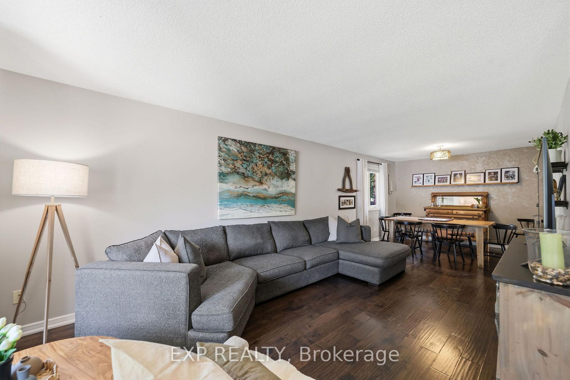 Photo 7 of 632 Hoover Place, Strathroy-Caradoc, Mount Brydges — HOMEH
