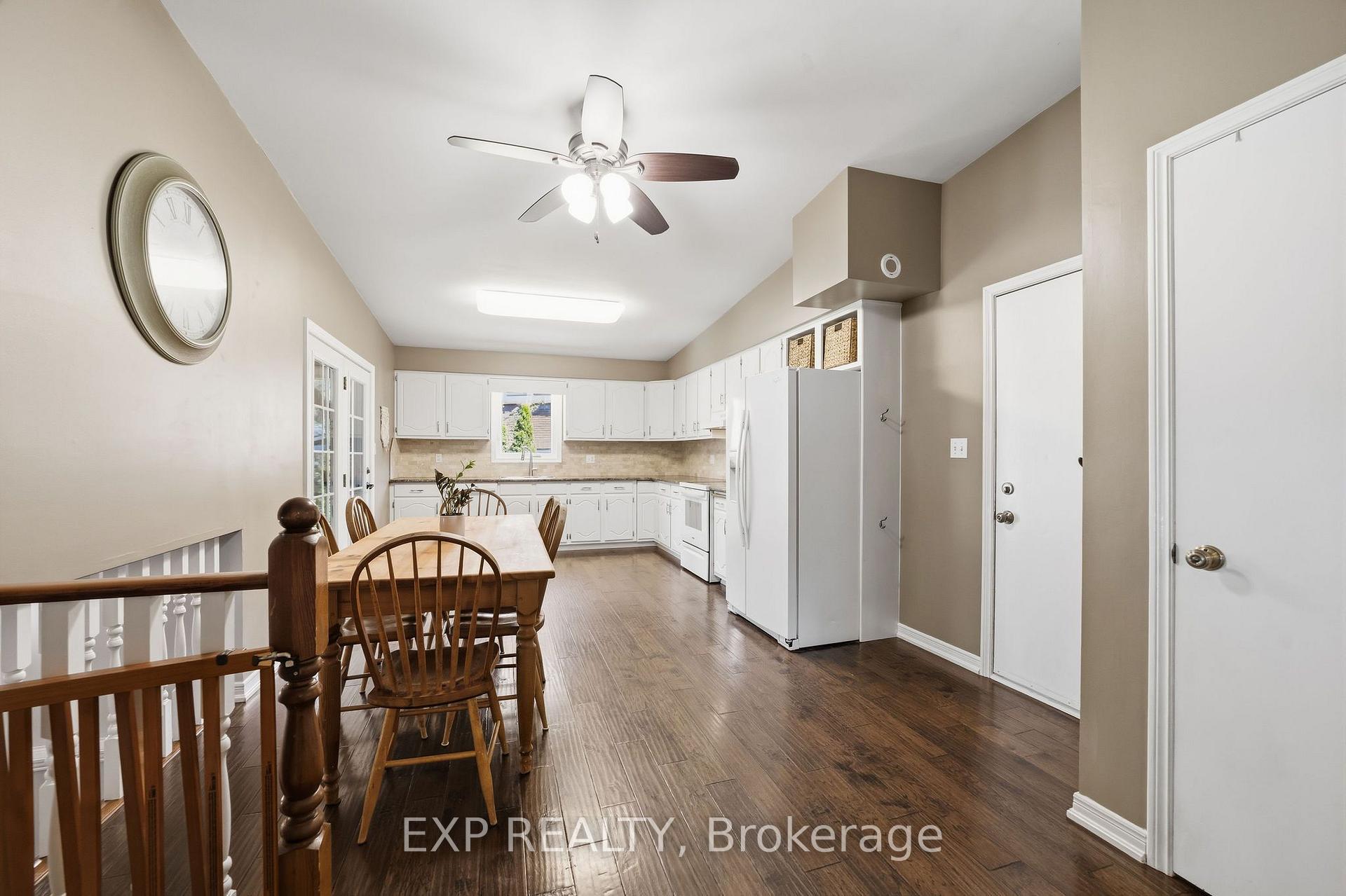Photo 10 of 632 Hoover Place, Strathroy-Caradoc, Mount Brydges — HOMEH