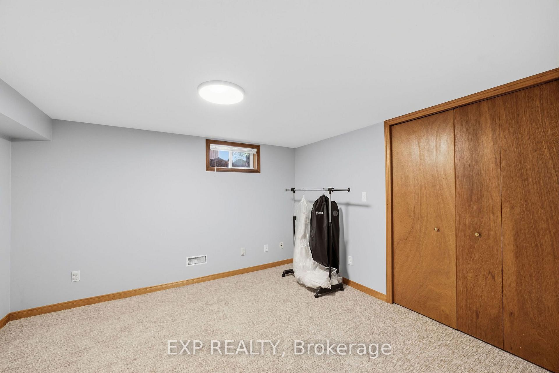 Photo 23 of 632 Hoover Place, Strathroy-Caradoc, Mount Brydges — HOMEH