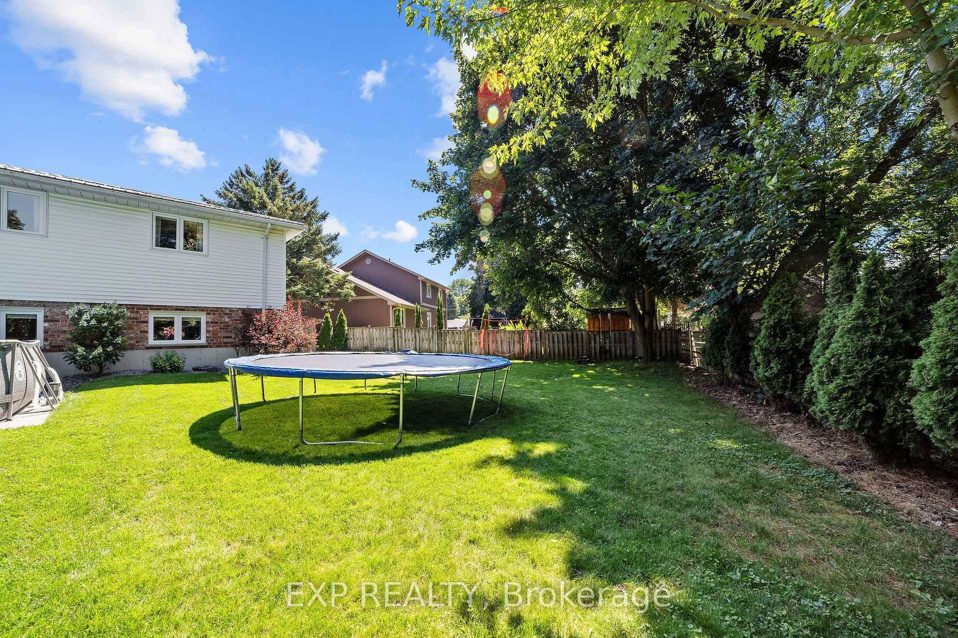 Photo 30 of 632 Hoover Place, Strathroy-Caradoc, Mount Brydges — HOMEH
