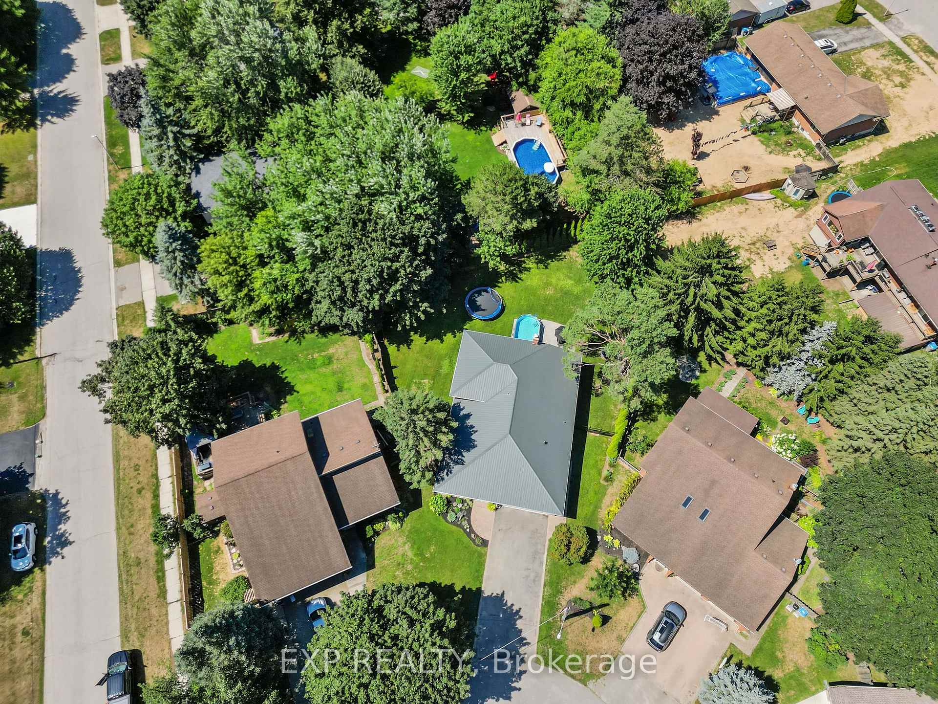 Photo 36 of 632 Hoover Place, Strathroy-Caradoc, Mount Brydges — HOMEH