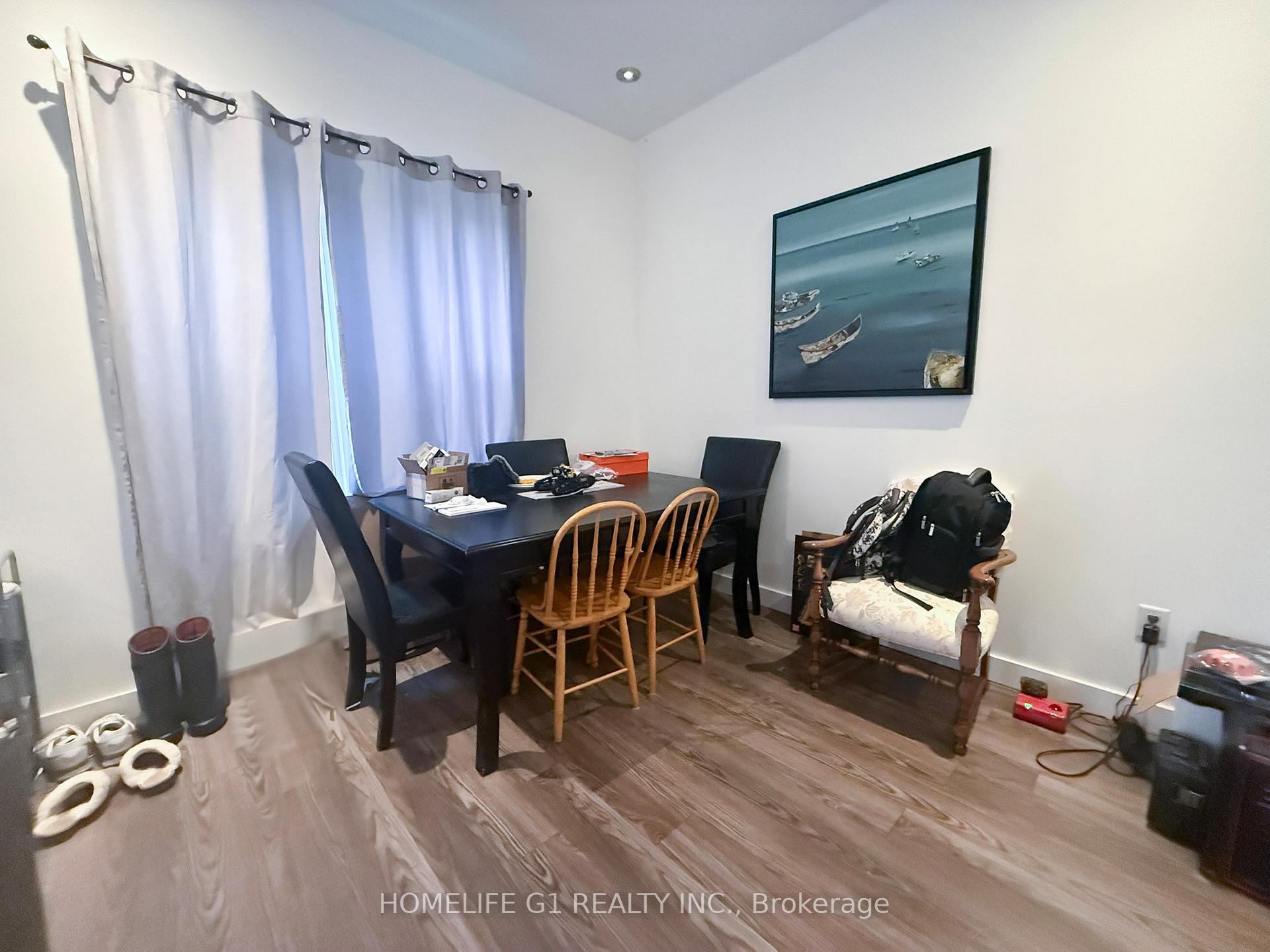 Photo 8 of 286 Hunter Street W, Hamilton, Kirkendall — HOMEH
