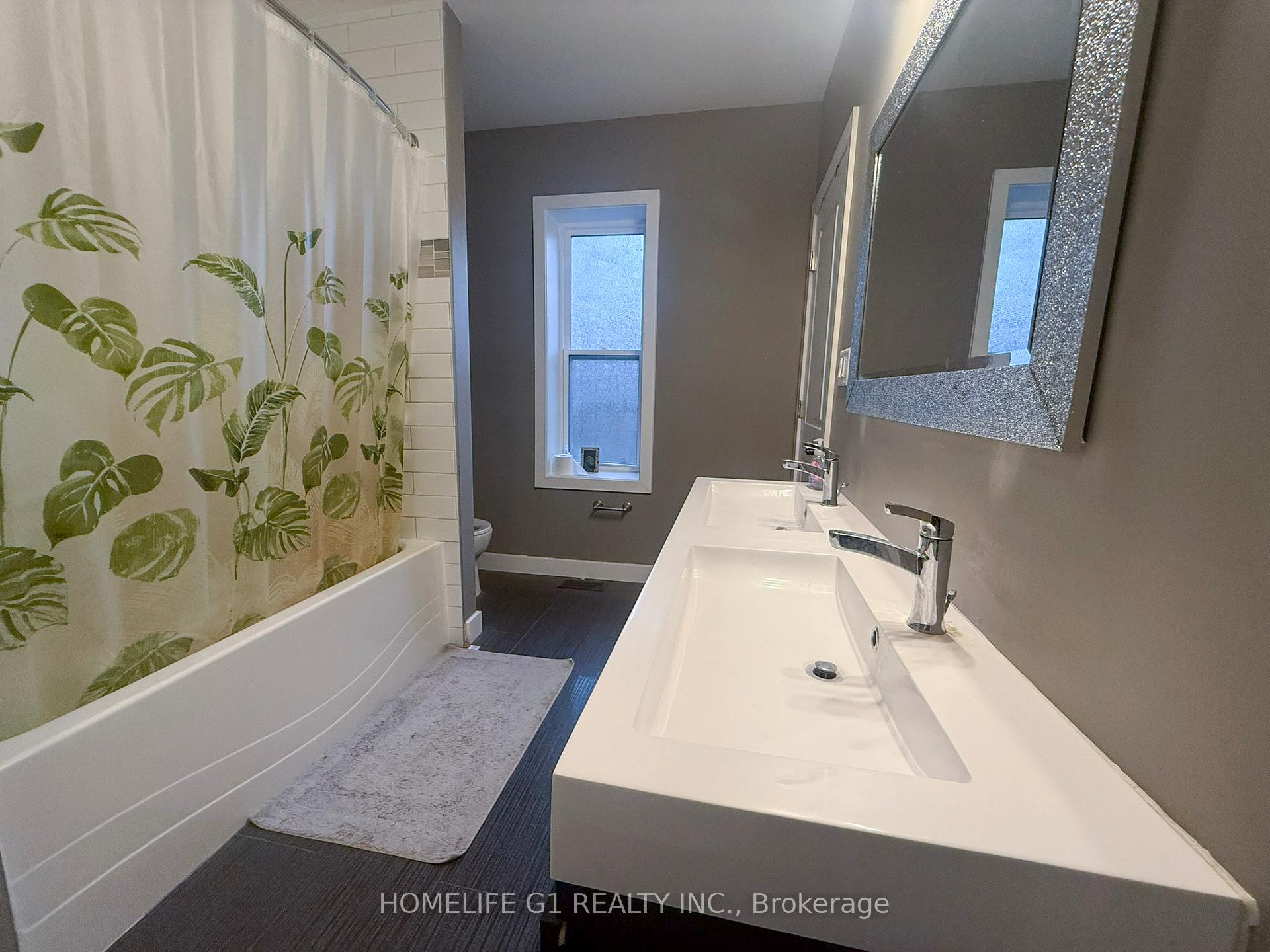 Photo 18 of 286 Hunter Street W, Hamilton, Kirkendall — HOMEH