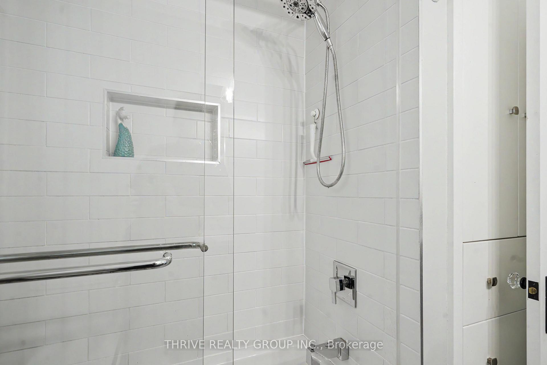 Photo 21 of 665 Kildare Road, London, North P — HOMEH