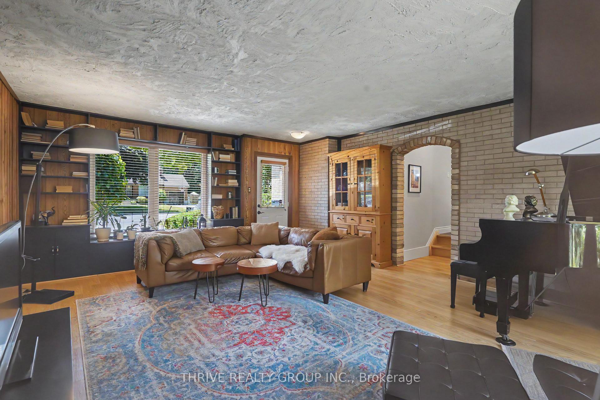 Photo 23 of 665 Kildare Road, London, North P — HOMEH