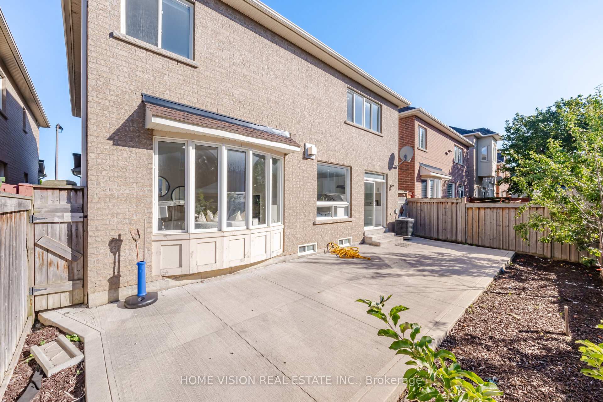 Photo 45 of 392 Father Tobin Road, Brampton, Sandringham-Wellington — HOMEH