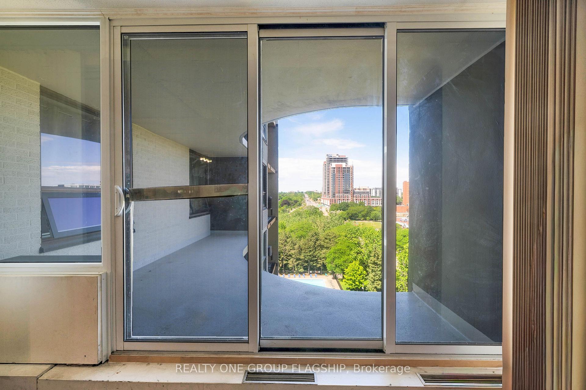 Photo 16 of Unit 1401, 61 Richview Road, Etobicoke, Humber Heights — HOMEH