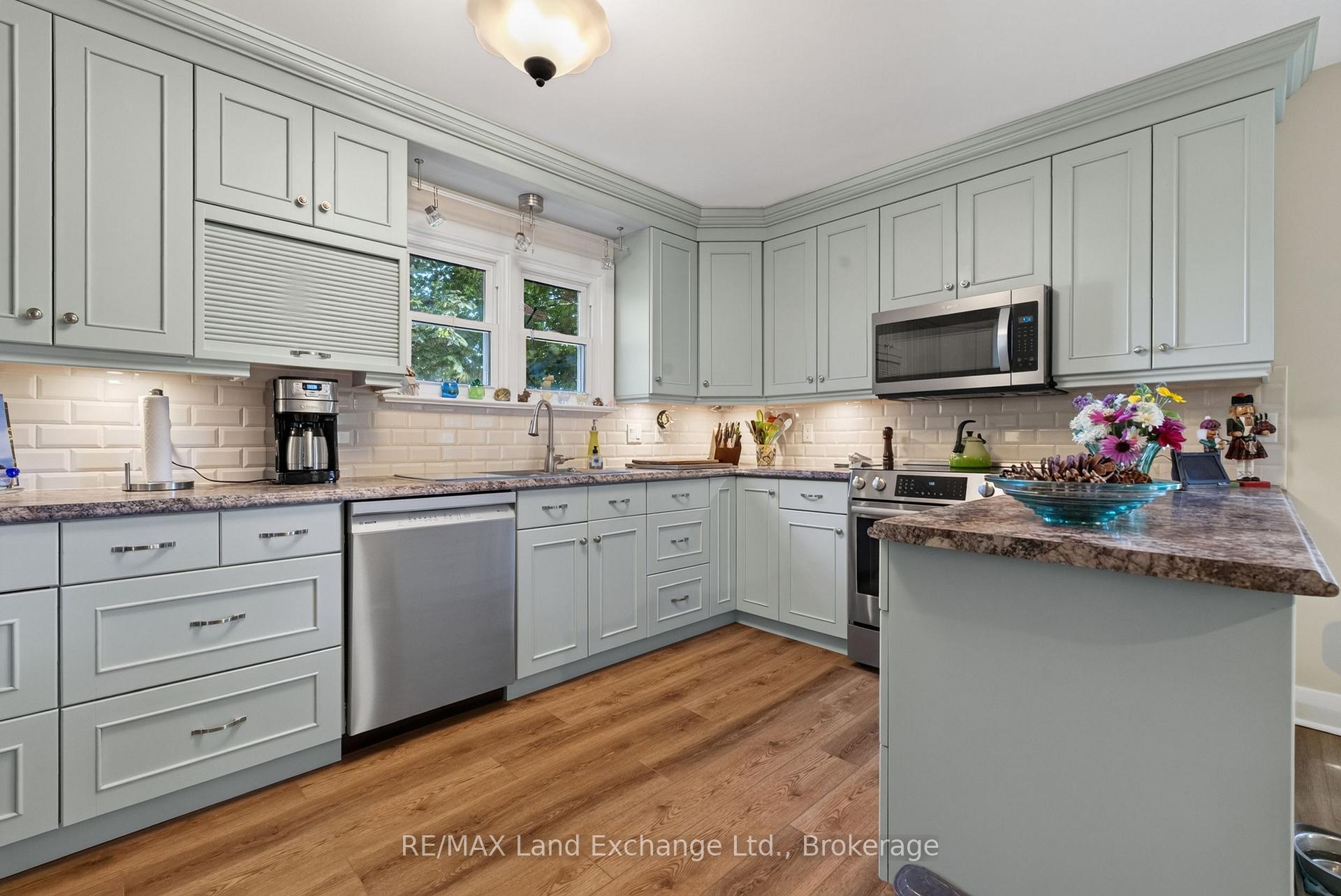 Photo 6 of 5855 9 Highway, Kincardine — HOMEH