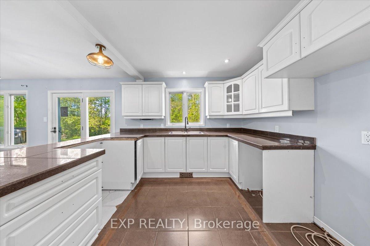 Photo 10 of 129 Lady Slipper Way, Ottawa, Huntley Ward (South West) — HOMEH