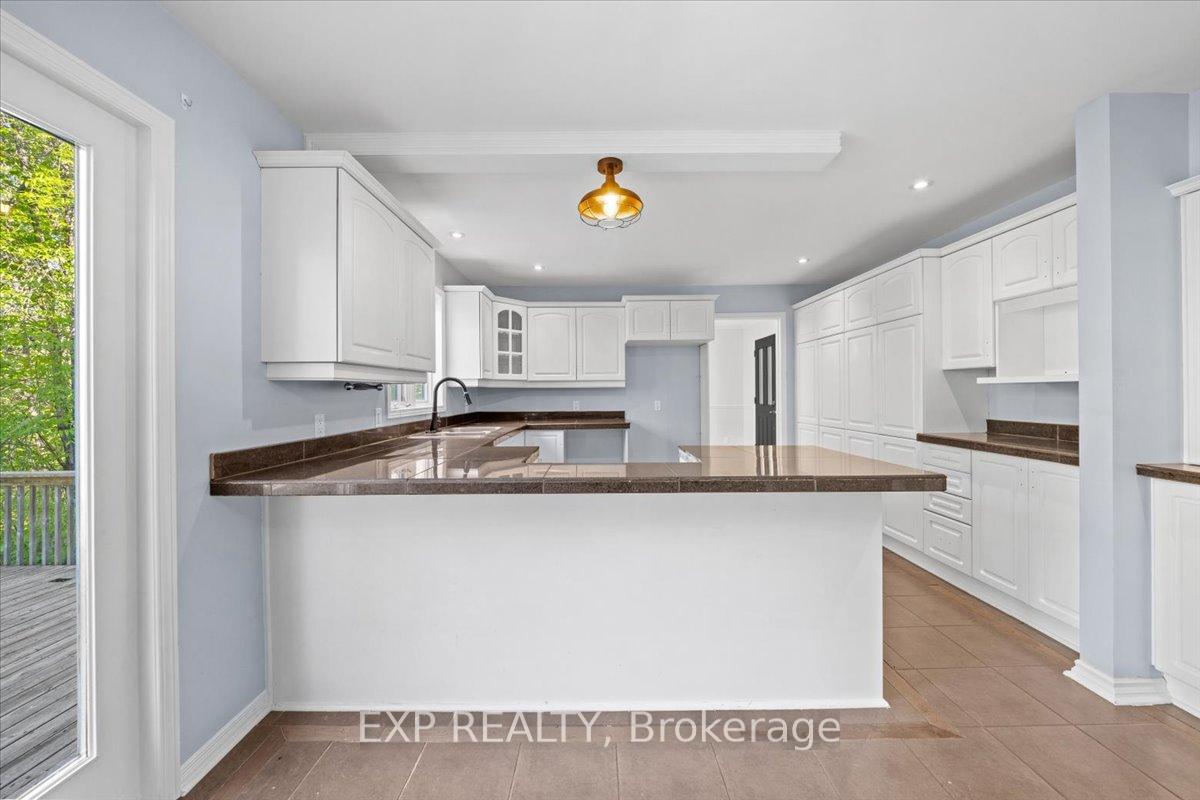 Photo 12 of 129 Lady Slipper Way, Ottawa, Huntley Ward (South West) — HOMEH