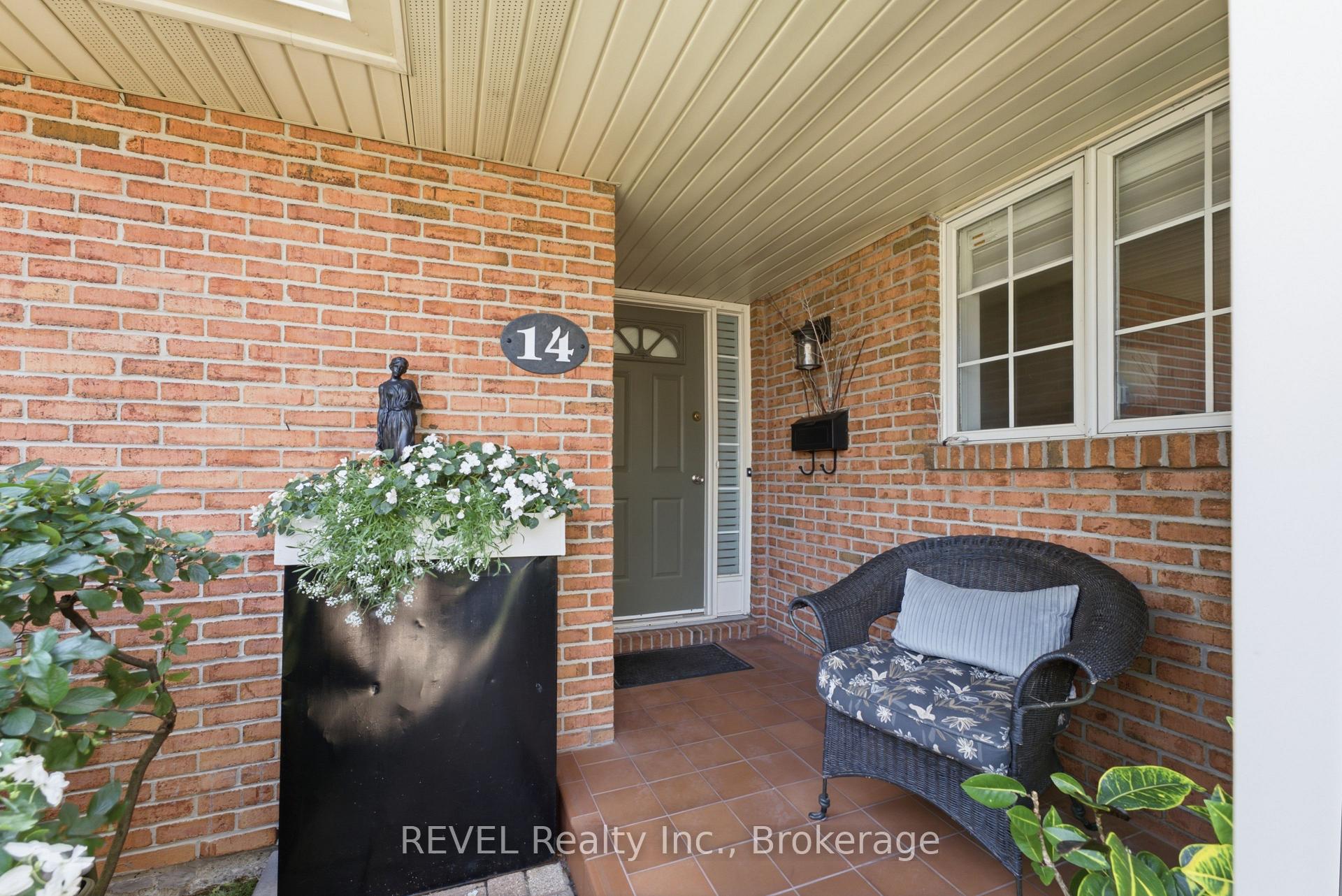 Photo 2 of Unit 14, 275 Pelham Road, St. Catharines, Rykert/Vansickle — HOMEH