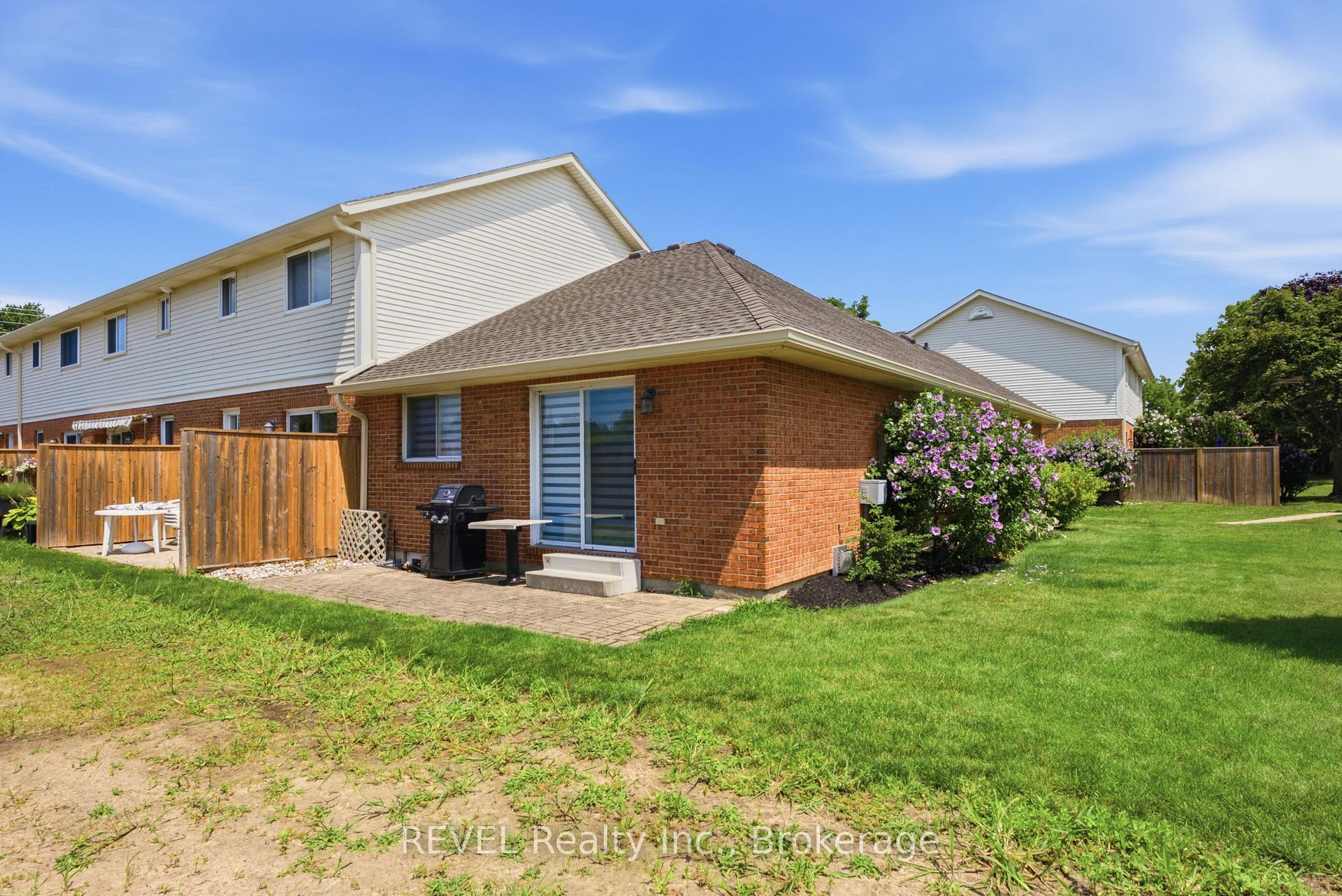 Photo 48 of Unit 14, 275 Pelham Road, St. Catharines, Rykert/Vansickle — HOMEH