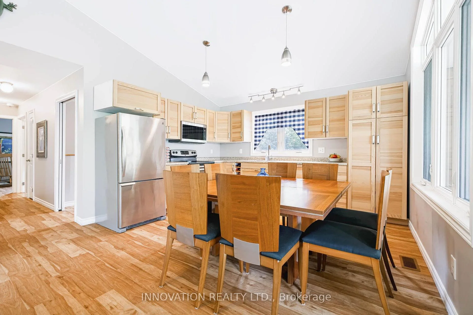 Photo 14 of 688 Dewitt Lane, Frontenac, Frontenac South — HOMEH