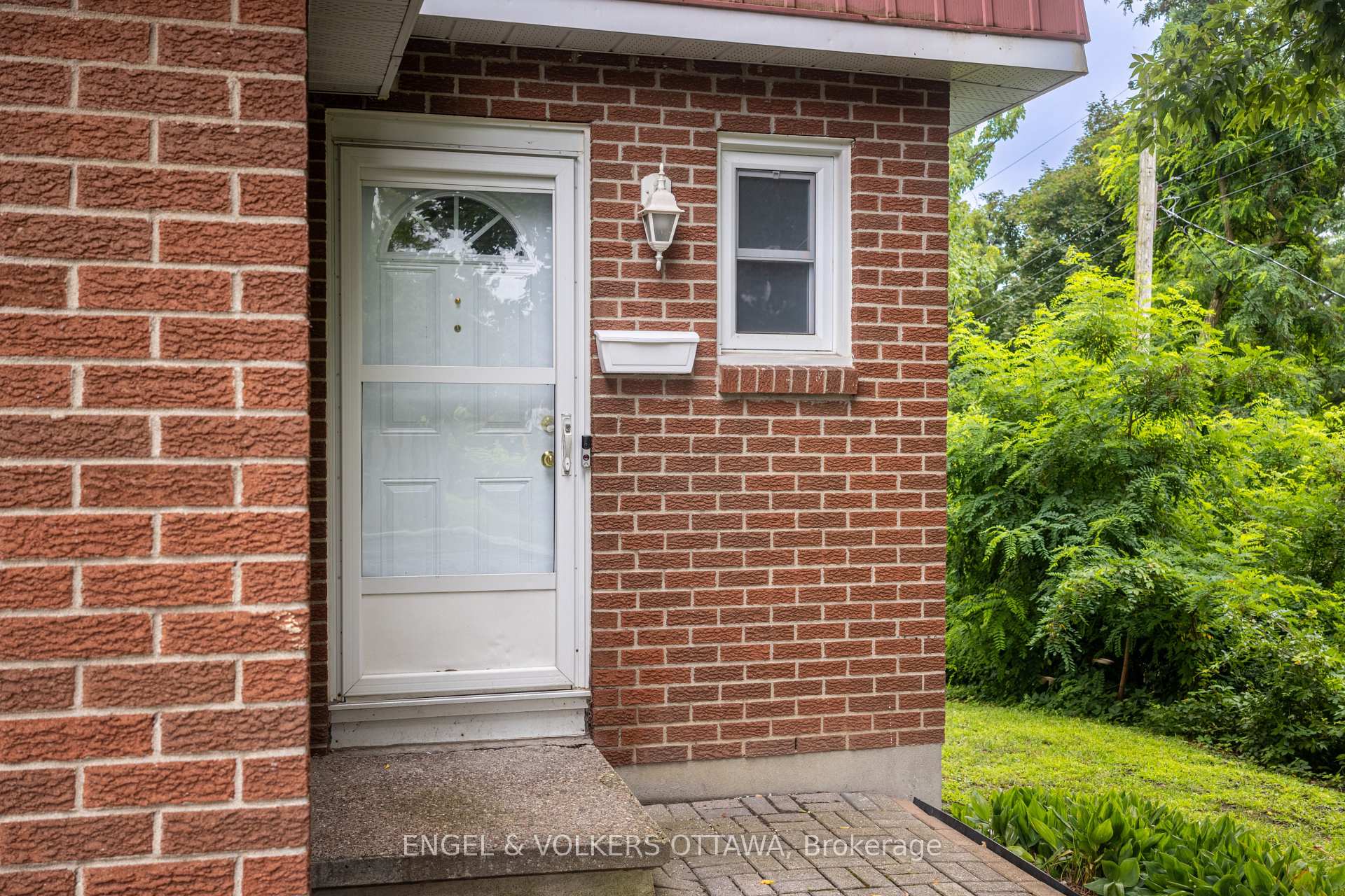 Photo 5 of Unit 117, 176 Birch Hill Private, Ottawa, Carson Meadows — HOMEH