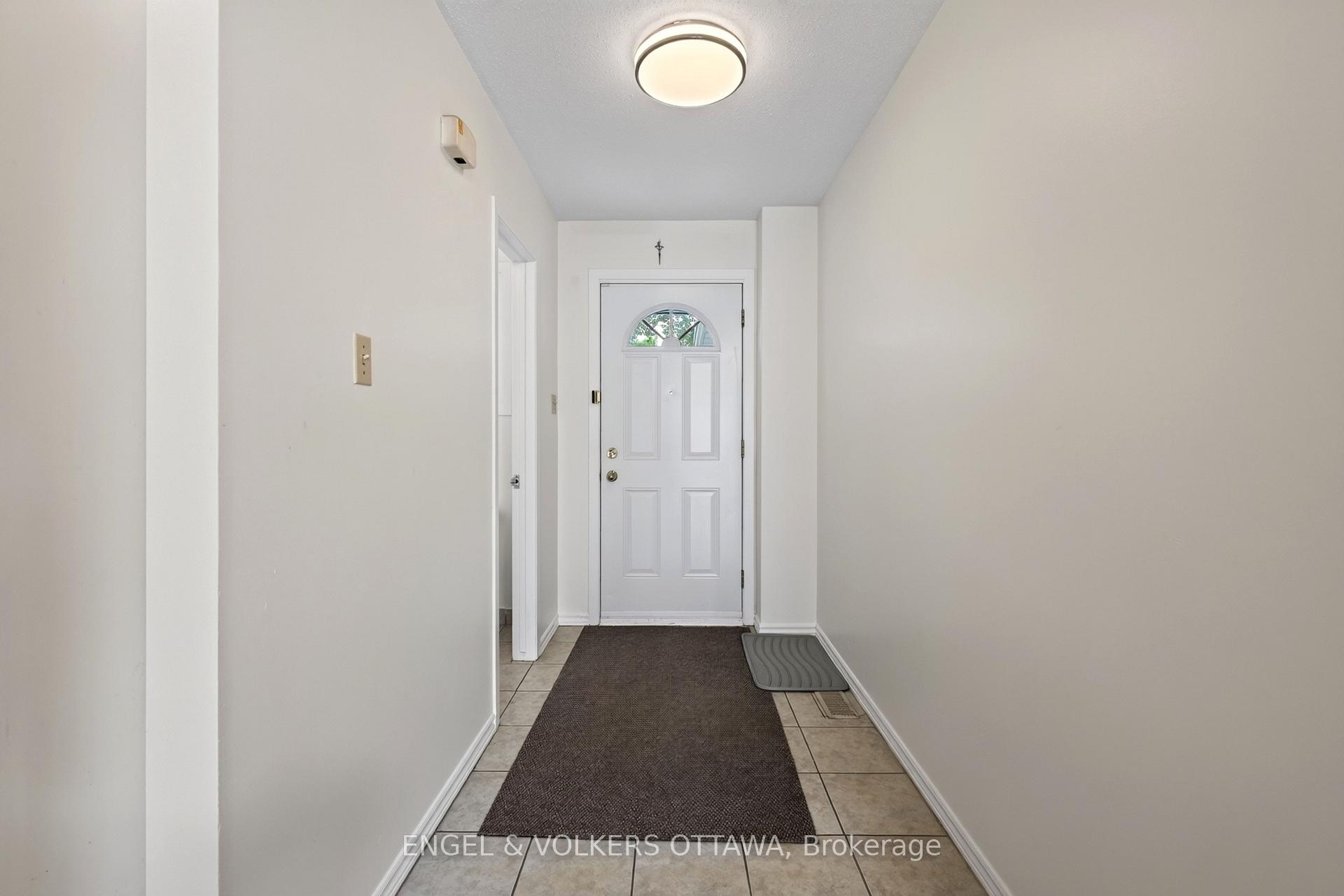 Photo 6 of Unit 117, 176 Birch Hill Private, Ottawa, Carson Meadows — HOMEH