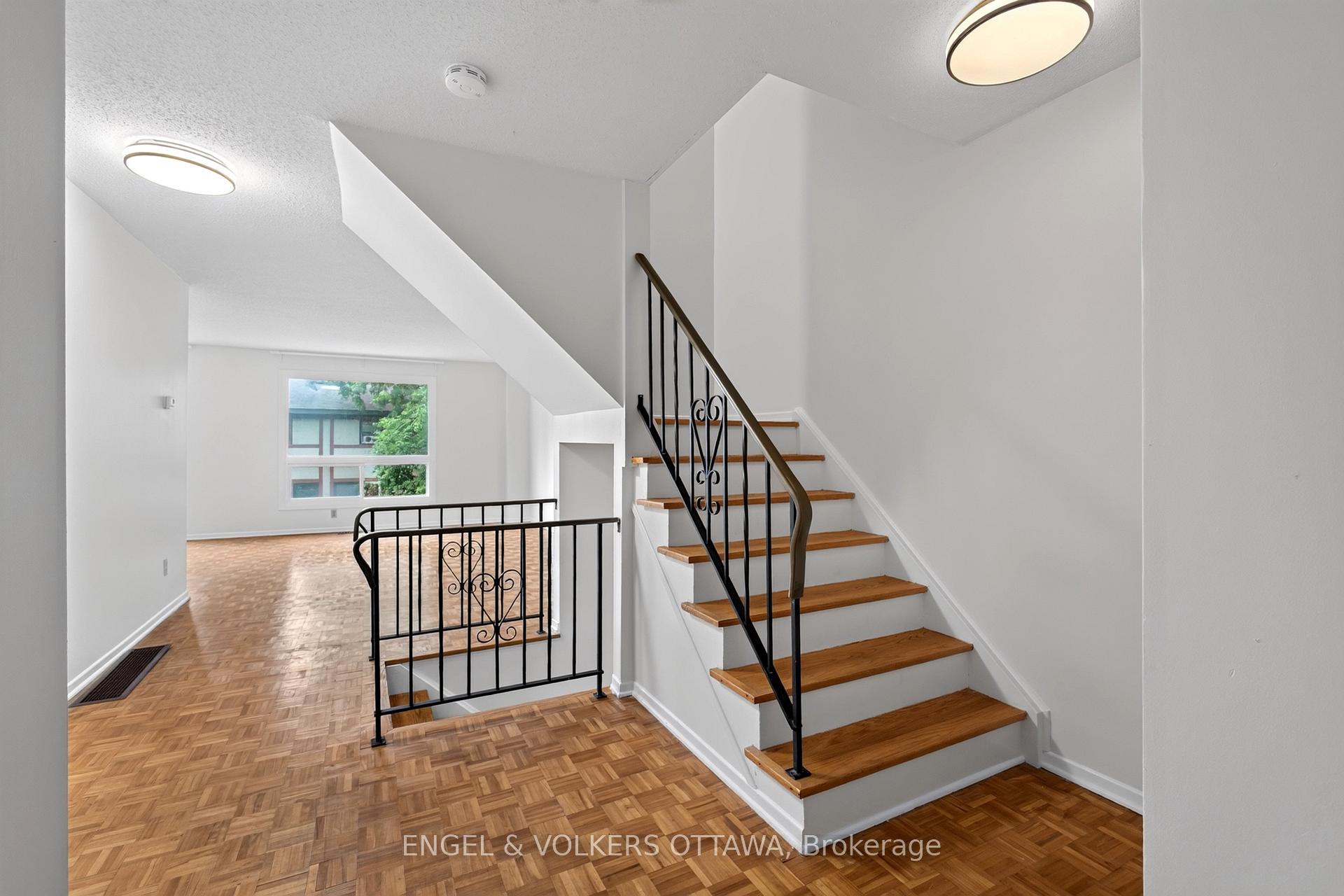 Photo 8 of Unit 117, 176 Birch Hill Private, Ottawa, Carson Meadows — HOMEH