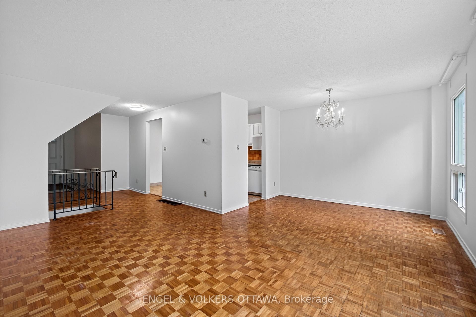Photo 13 of Unit 117, 176 Birch Hill Private, Ottawa, Carson Meadows — HOMEH