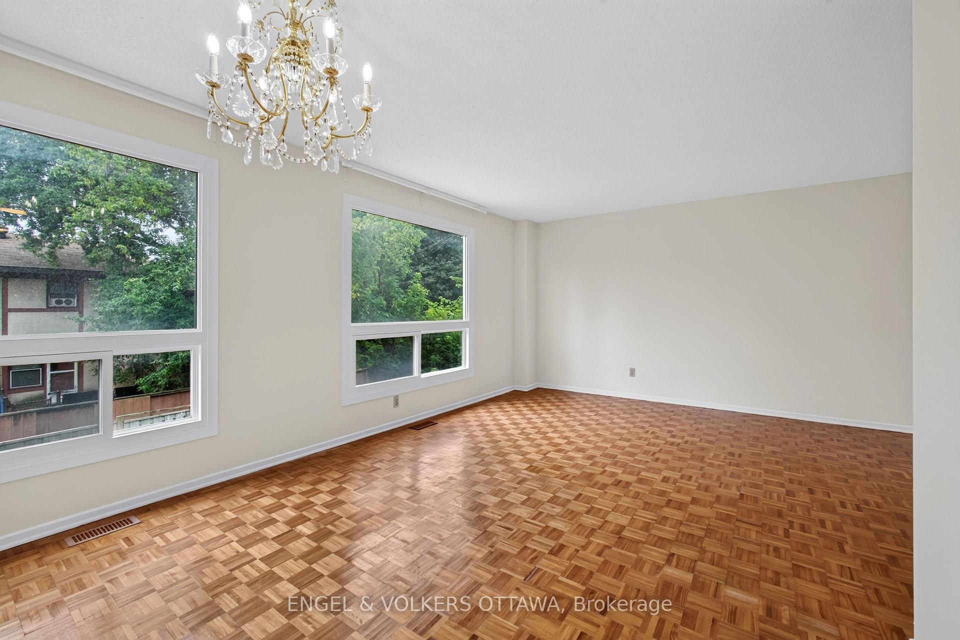 Photo 16 of Unit 117, 176 Birch Hill Private, Ottawa, Carson Meadows — HOMEH