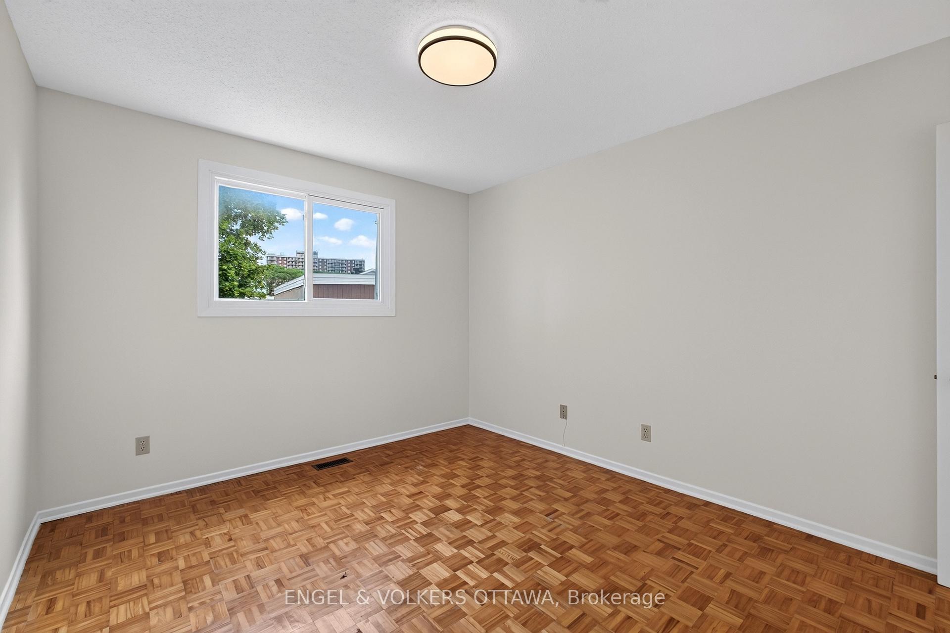 Photo 23 of Unit 117, 176 Birch Hill Private, Ottawa, Carson Meadows — HOMEH