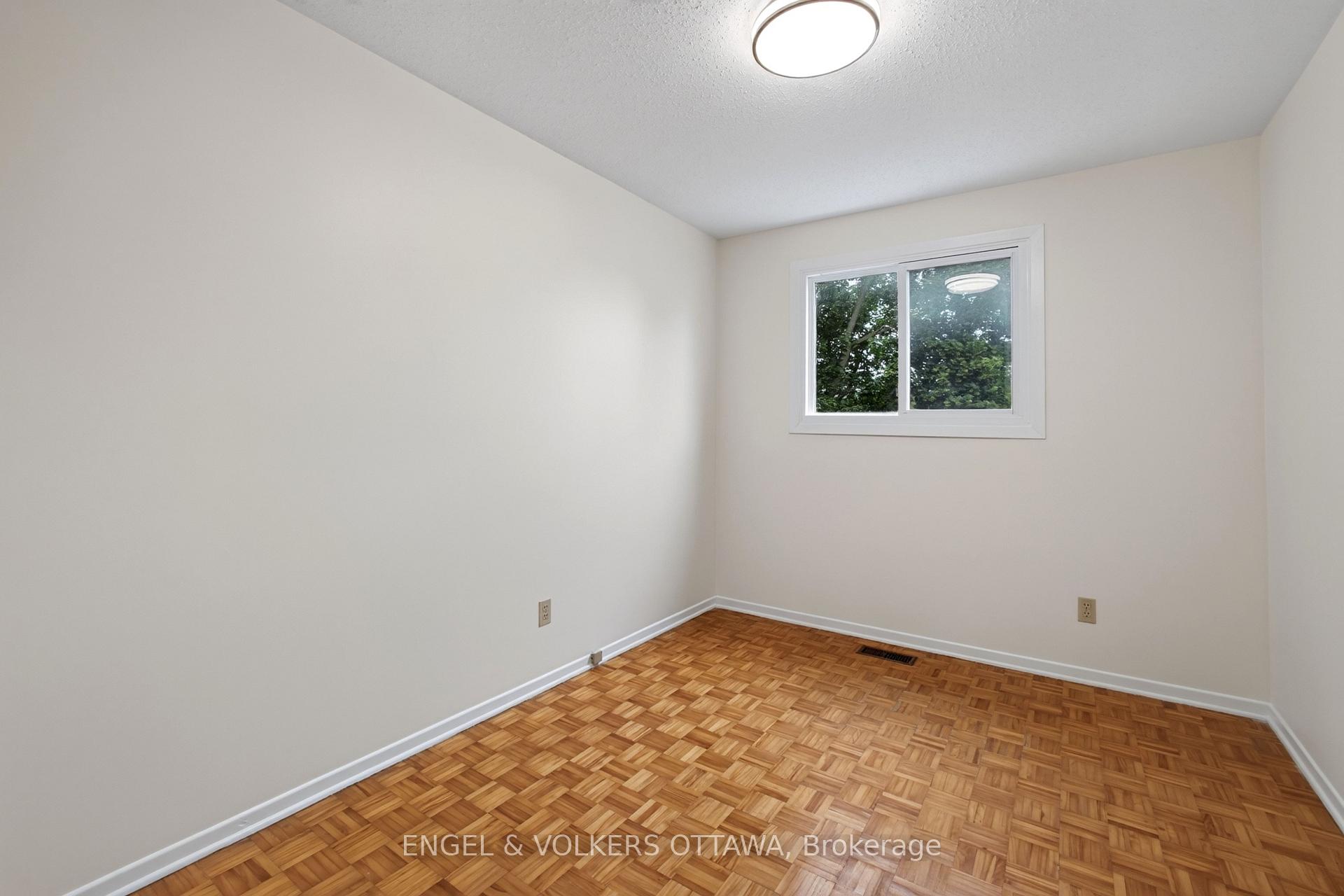 Photo 25 of Unit 117, 176 Birch Hill Private, Ottawa, Carson Meadows — HOMEH