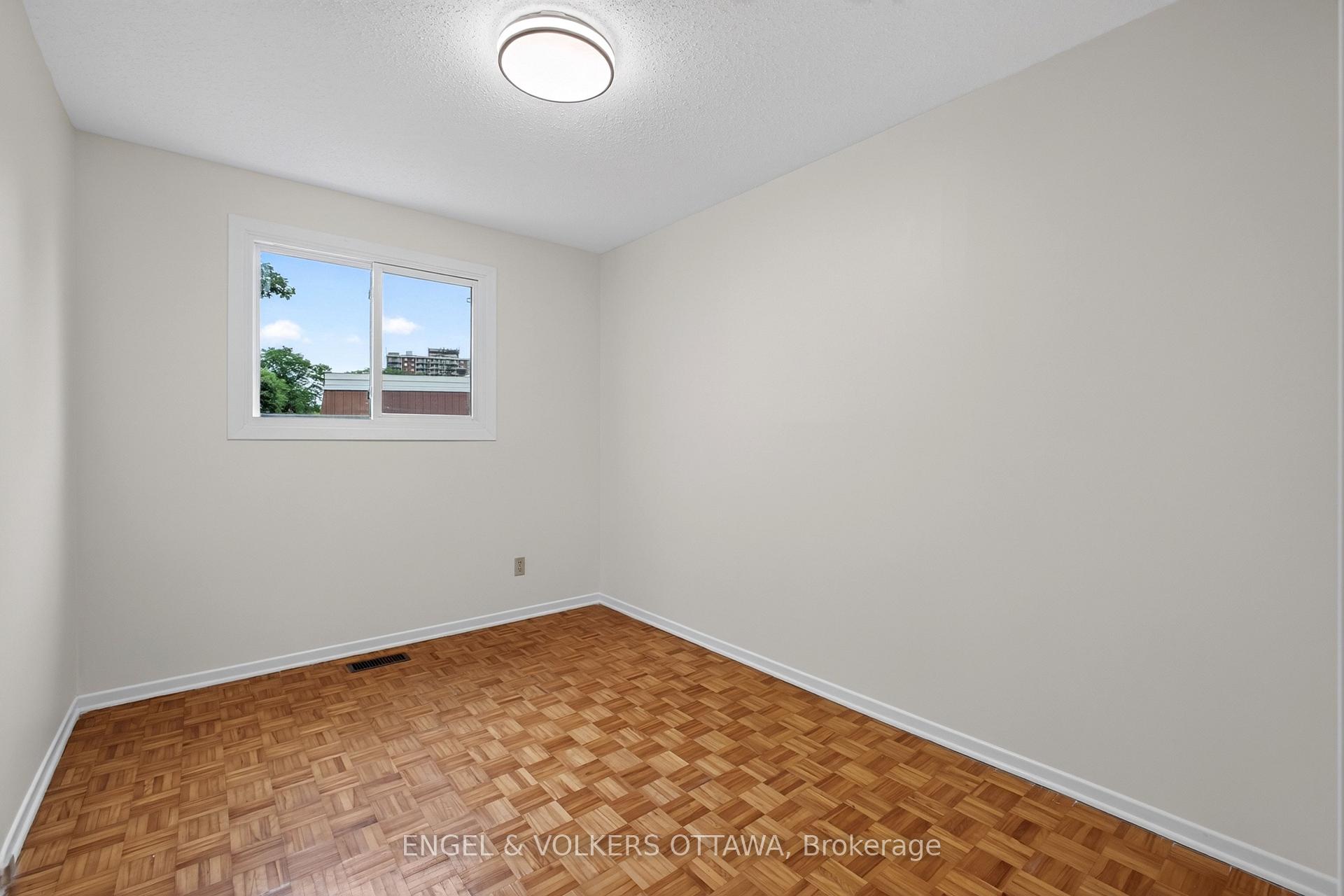 Photo 26 of Unit 117, 176 Birch Hill Private, Ottawa, Carson Meadows — HOMEH