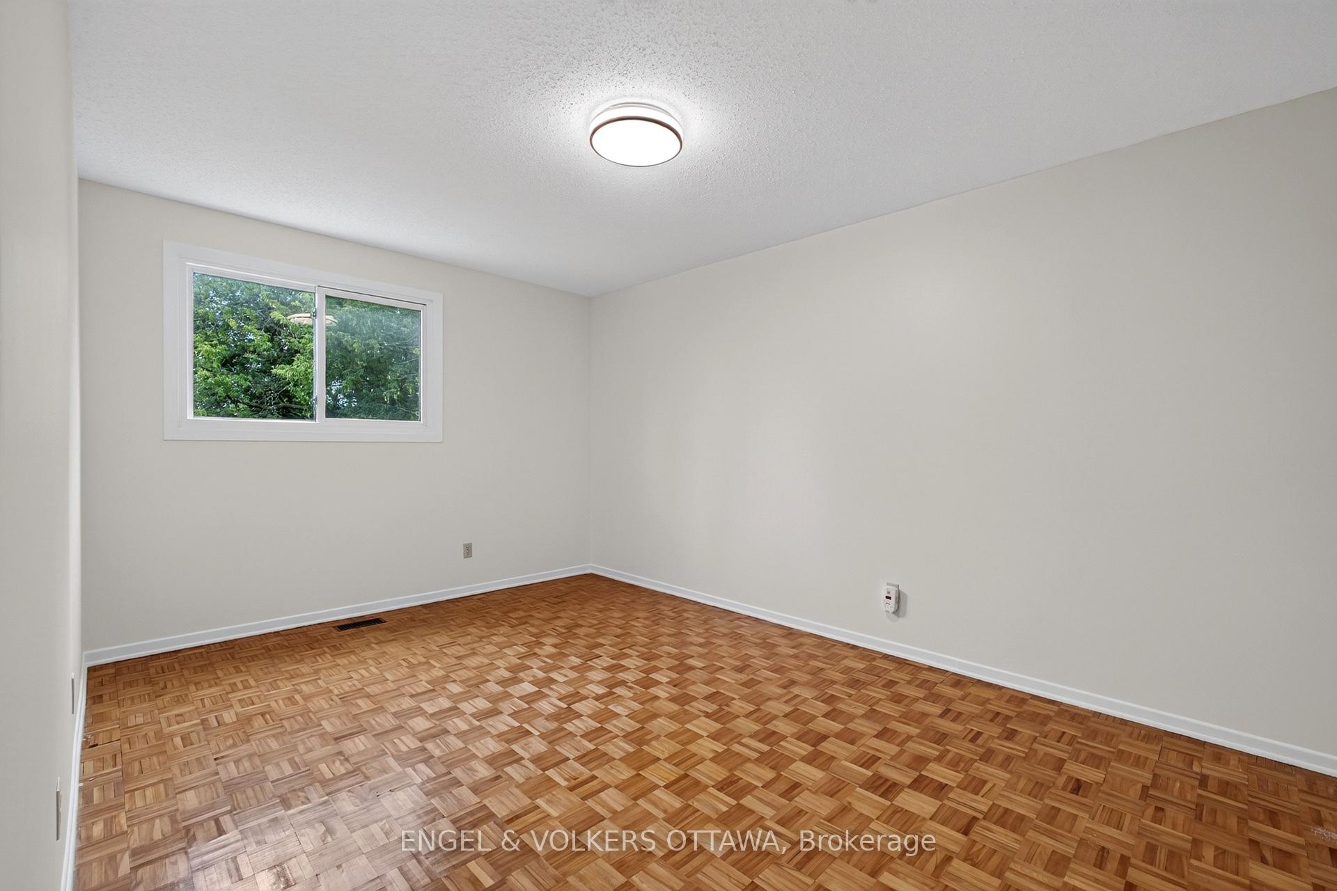 Photo 29 of Unit 117, 176 Birch Hill Private, Ottawa, Carson Meadows — HOMEH