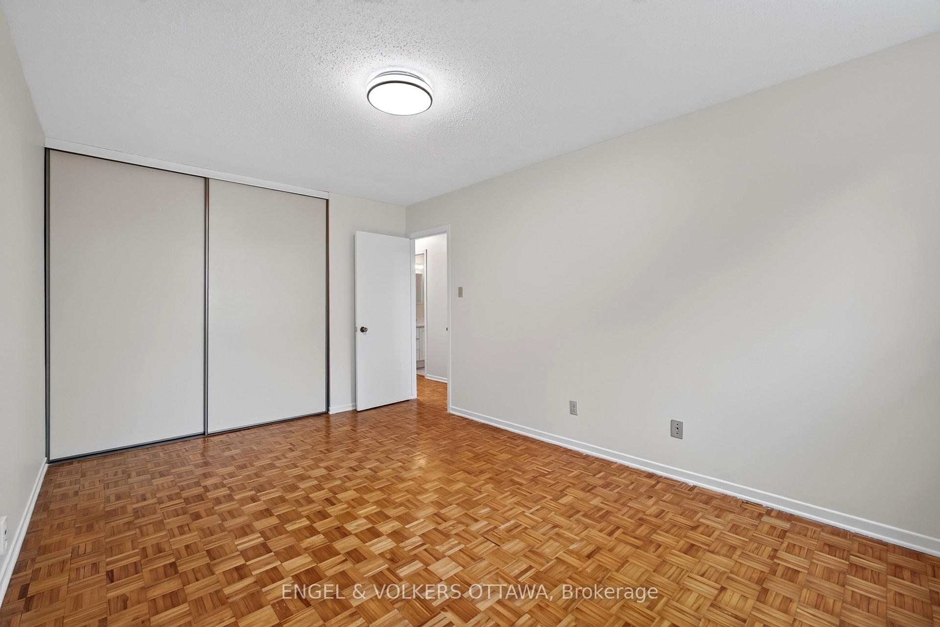 Photo 31 of Unit 117, 176 Birch Hill Private, Ottawa, Carson Meadows — HOMEH