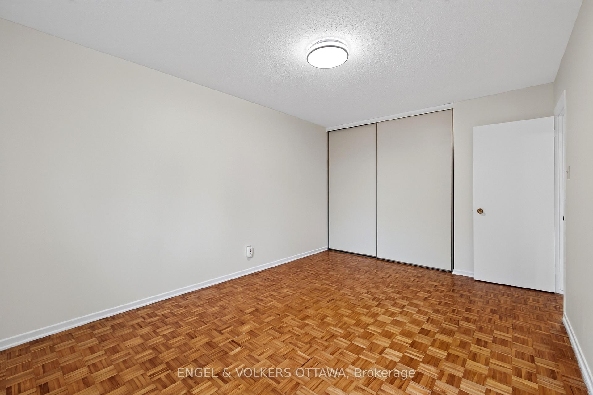Photo 32 of Unit 117, 176 Birch Hill Private, Ottawa, Carson Meadows — HOMEH
