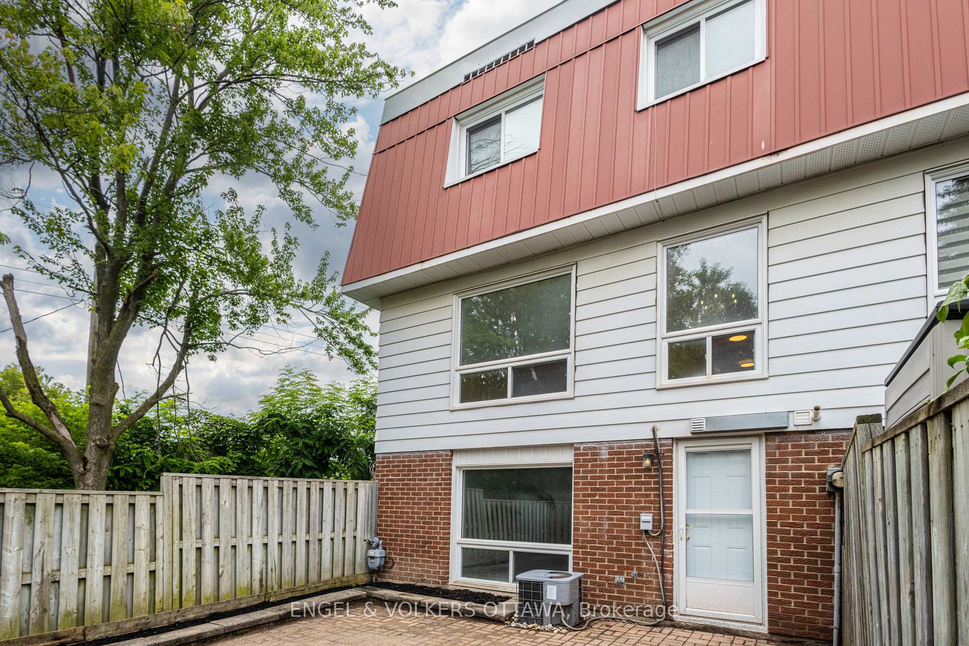 Photo 47 of Unit 117, 176 Birch Hill Private, Ottawa, Carson Meadows — HOMEH
