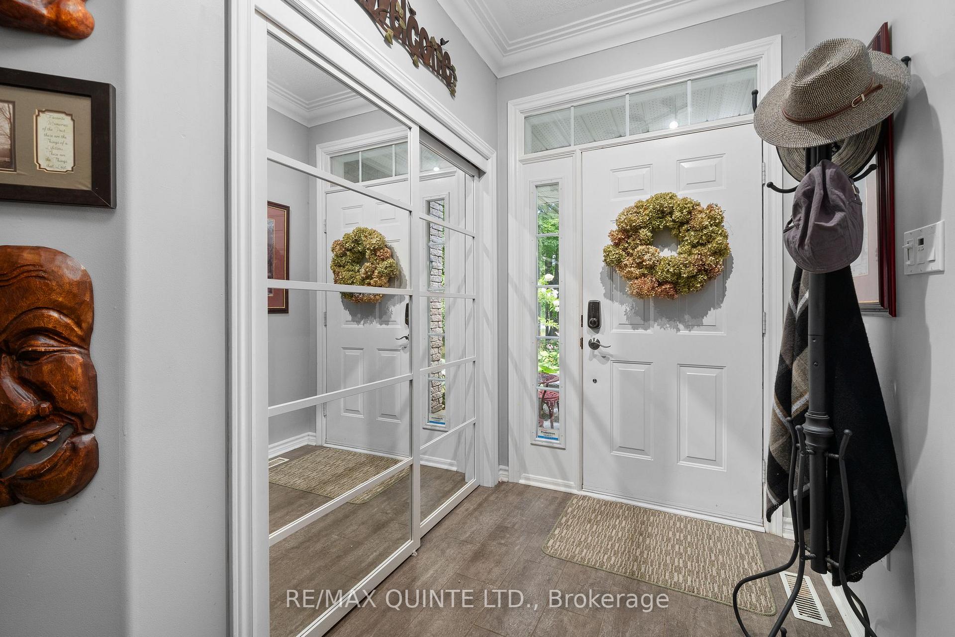 Photo 5 of 291 Colonial Drive, Quinte West, Murray Ward — HOMEH