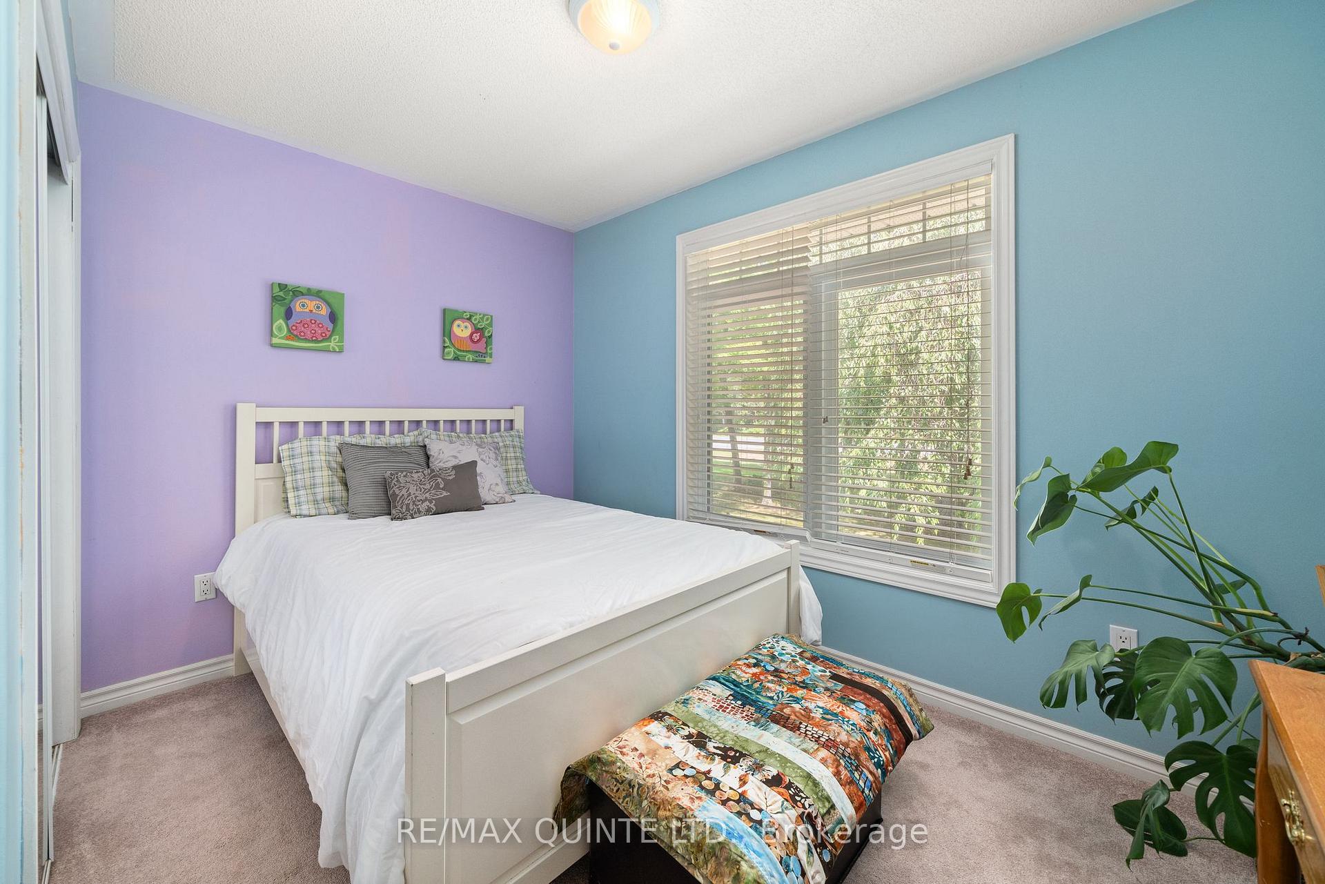 Photo 18 of 291 Colonial Drive, Quinte West, Murray Ward — HOMEH