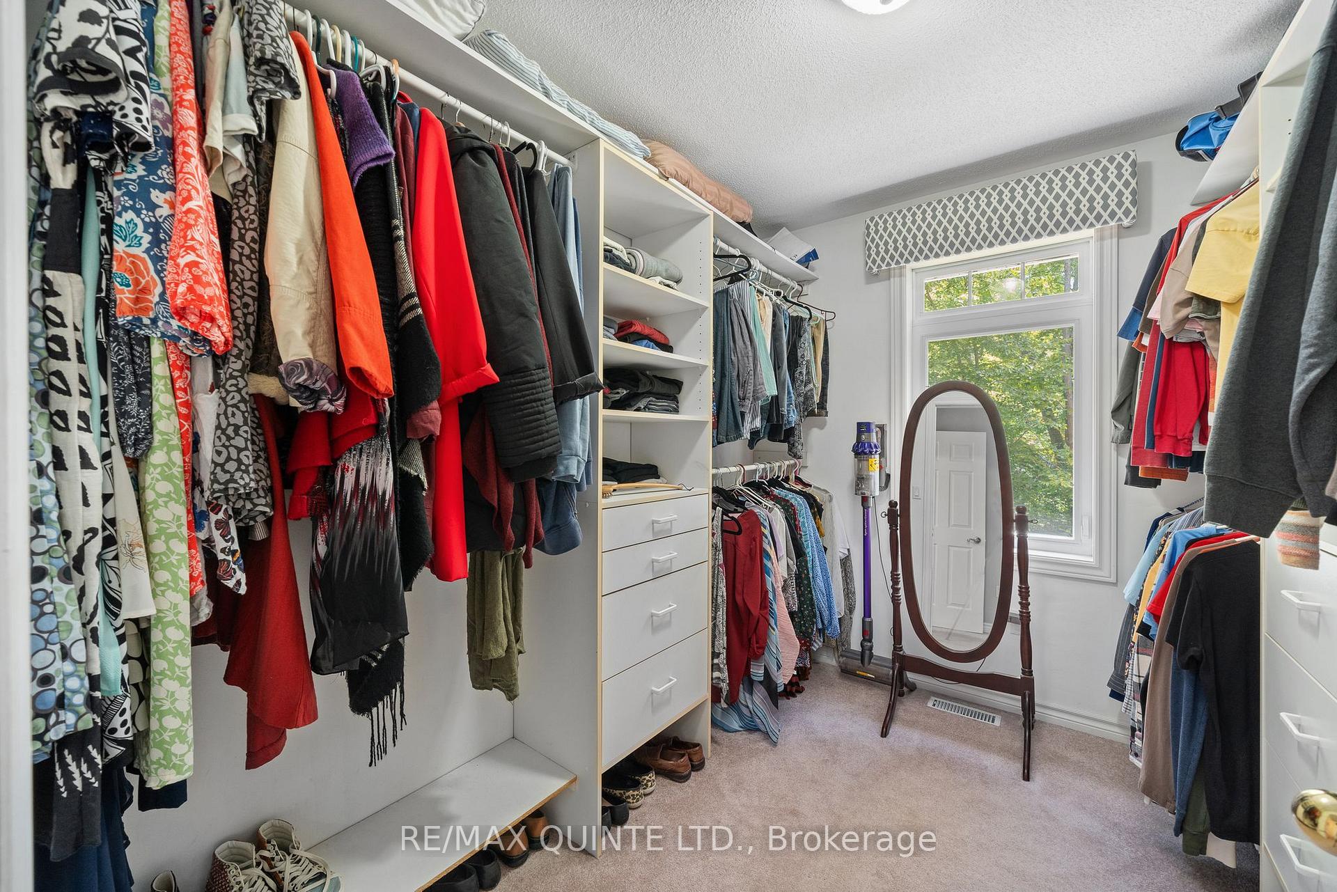 Photo 25 of 291 Colonial Drive, Quinte West, Murray Ward — HOMEH