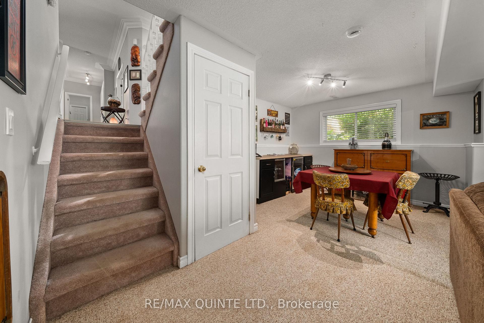 Photo 26 of 291 Colonial Drive, Quinte West, Murray Ward — HOMEH