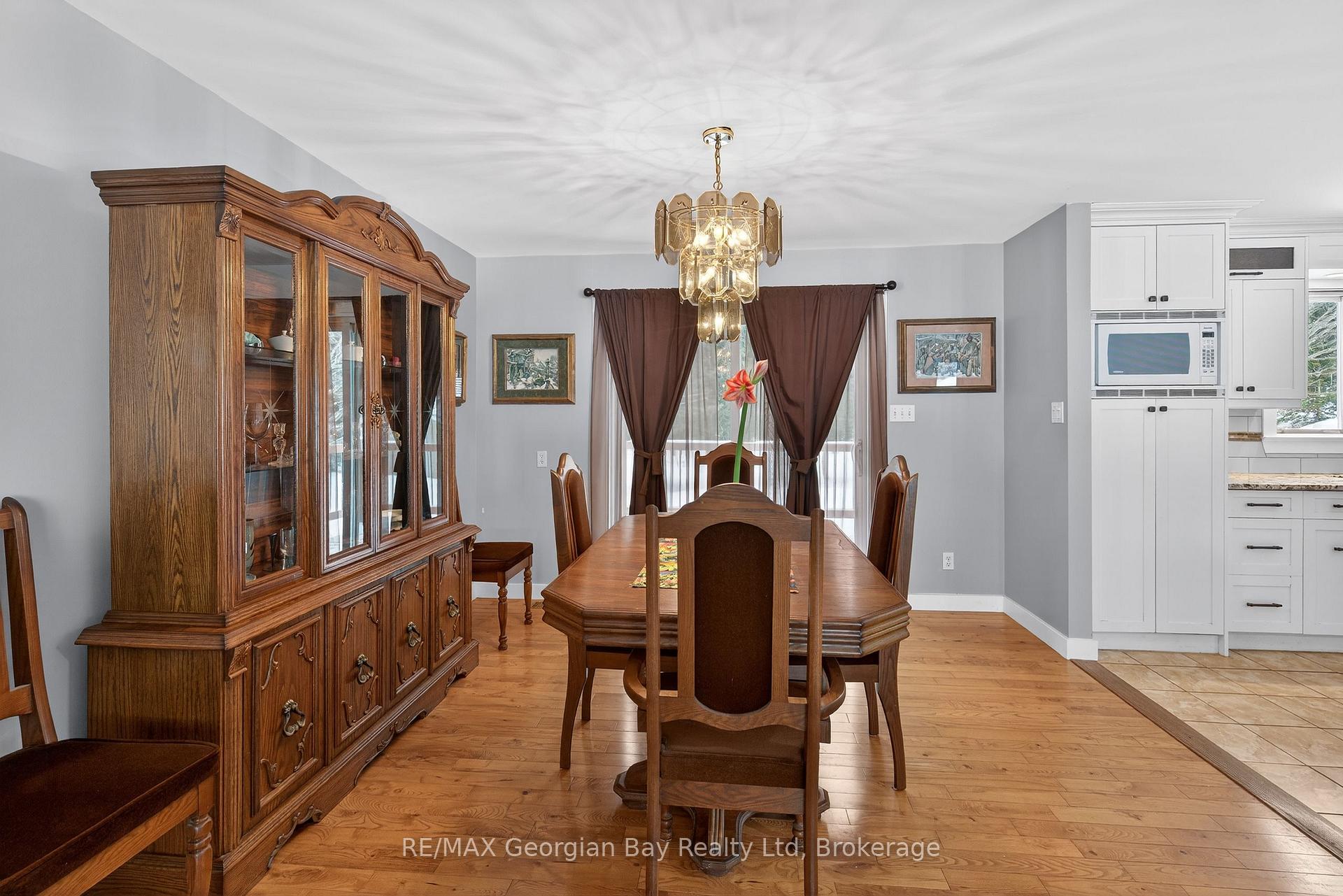 Photo 6 of 63 Lepage Drive, Penetanguishene — HOMEH