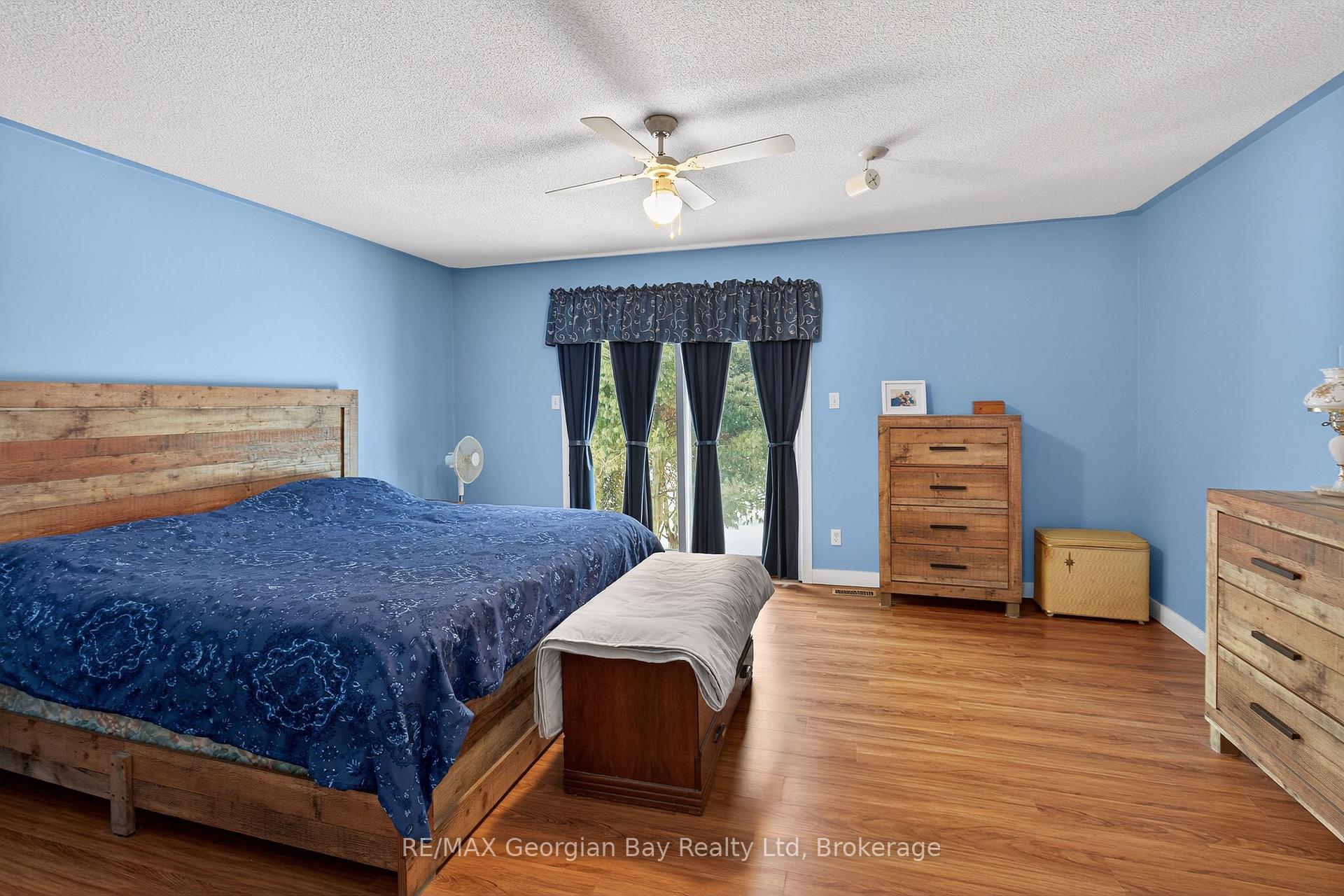 Photo 13 of 63 Lepage Drive, Penetanguishene — HOMEH