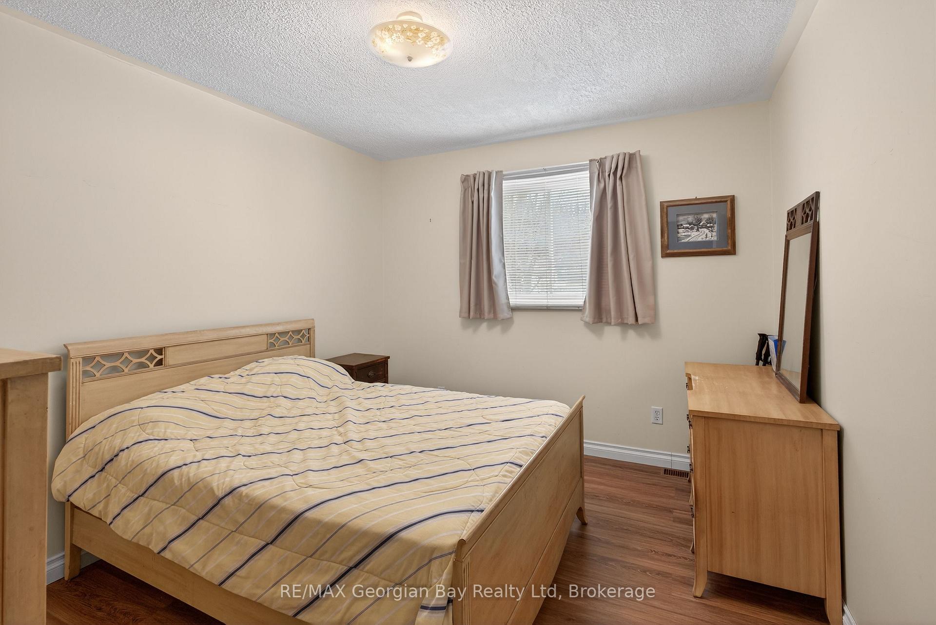 Photo 15 of 63 Lepage Drive, Penetanguishene — HOMEH