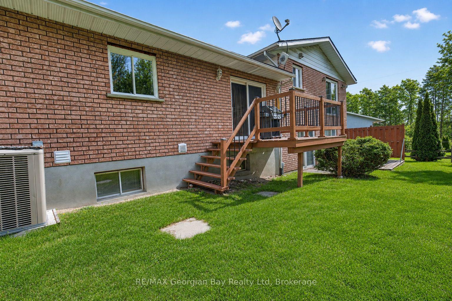 Photo 29 of 63 Lepage Drive, Penetanguishene — HOMEH