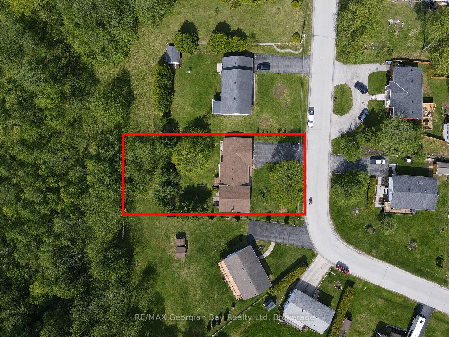 Photo 33 of 63 Lepage Drive, Penetanguishene — HOMEH