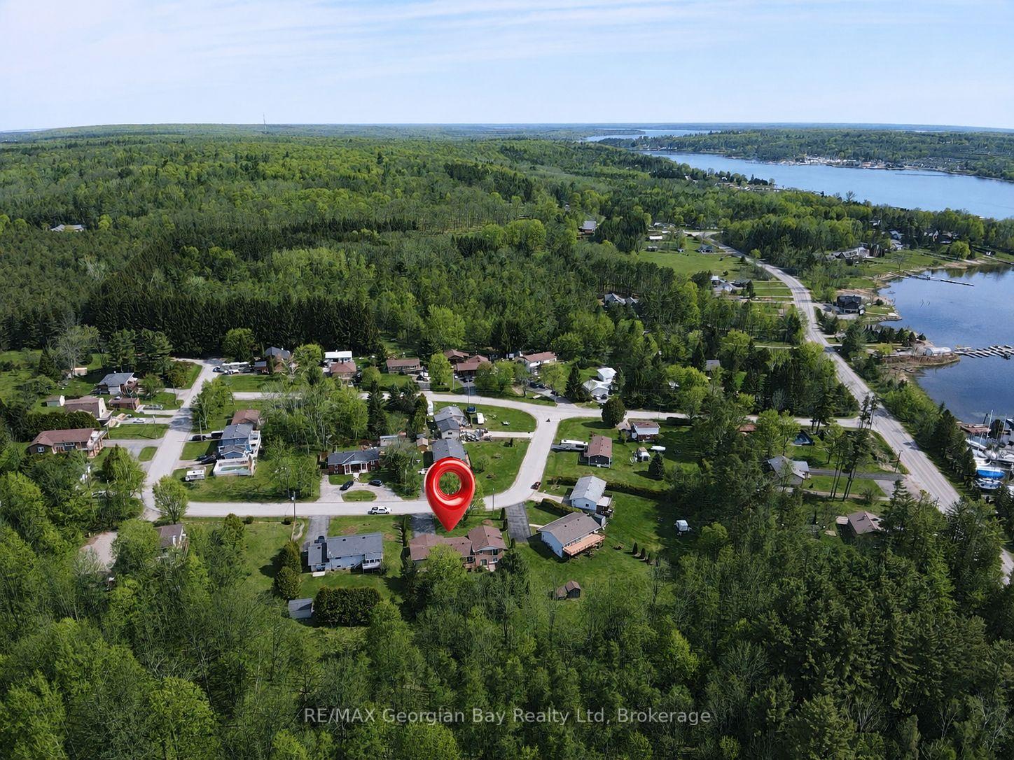Photo 35 of 63 Lepage Drive, Penetanguishene — HOMEH