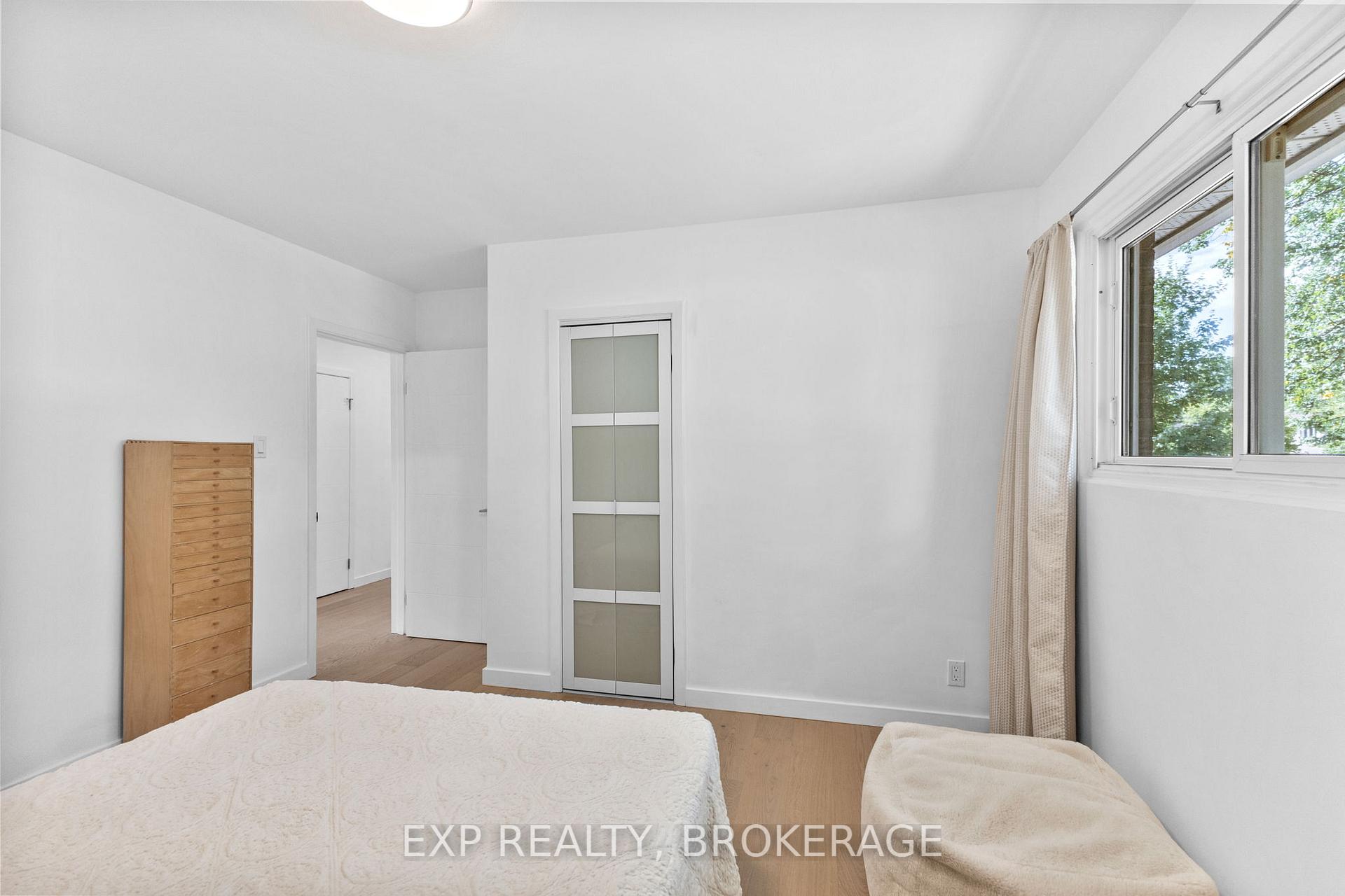Photo 24 of 1502 Farnsworth Avenue, Ottawa, Alta Vista — HOMEH