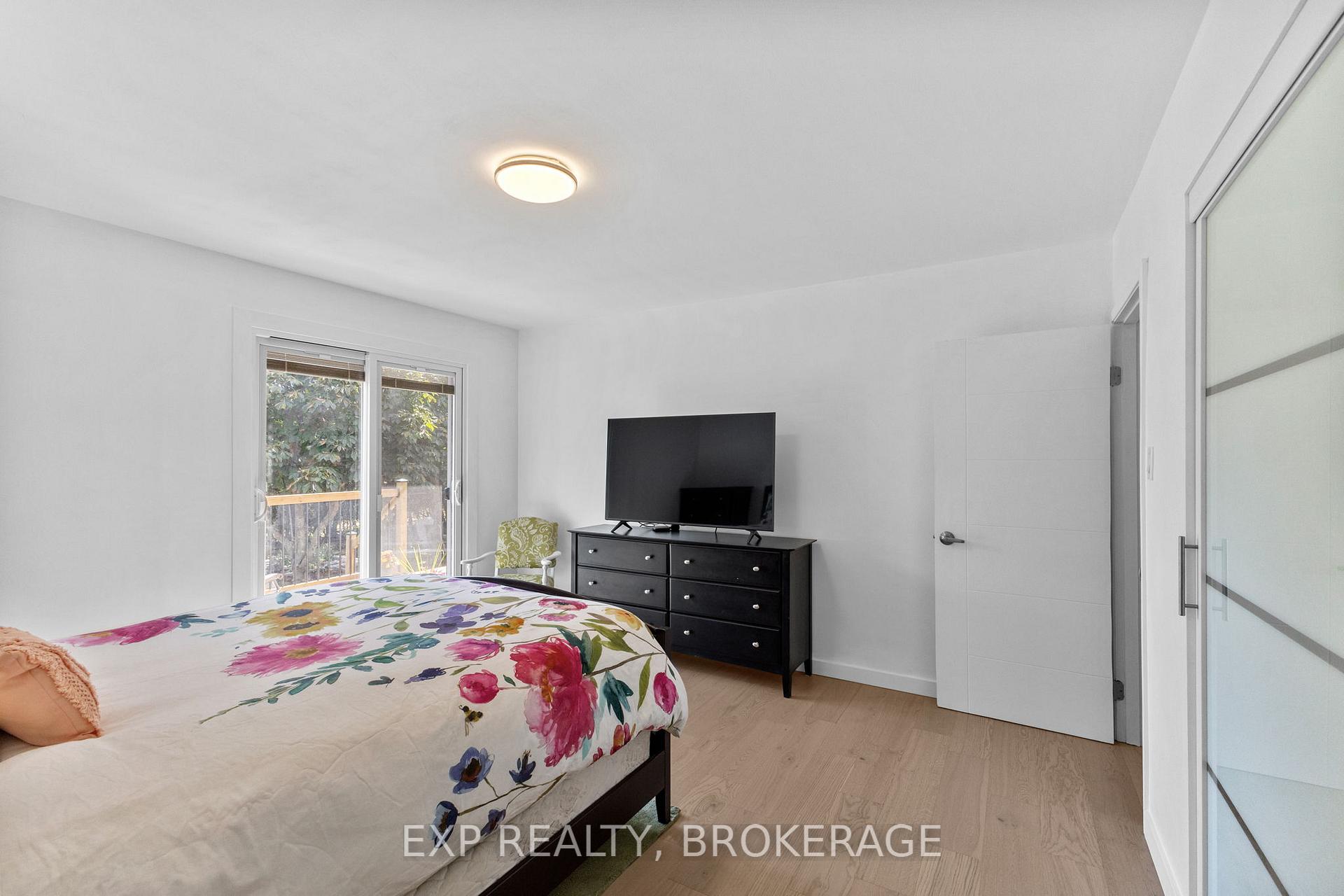 Photo 27 of 1502 Farnsworth Avenue, Ottawa, Alta Vista — HOMEH