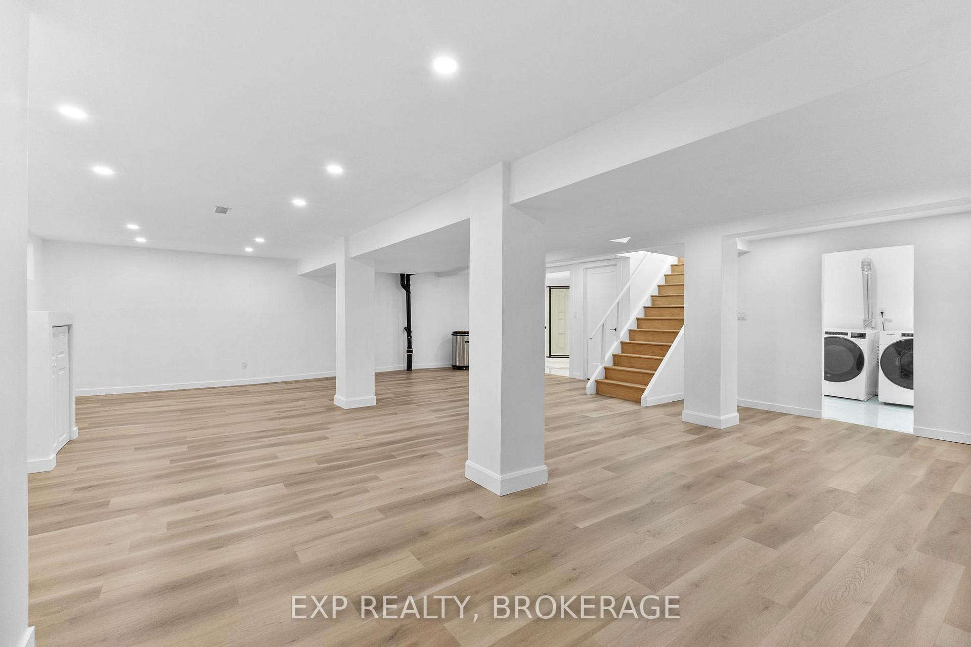 Photo 31 of 1502 Farnsworth Avenue, Ottawa, Alta Vista — HOMEH