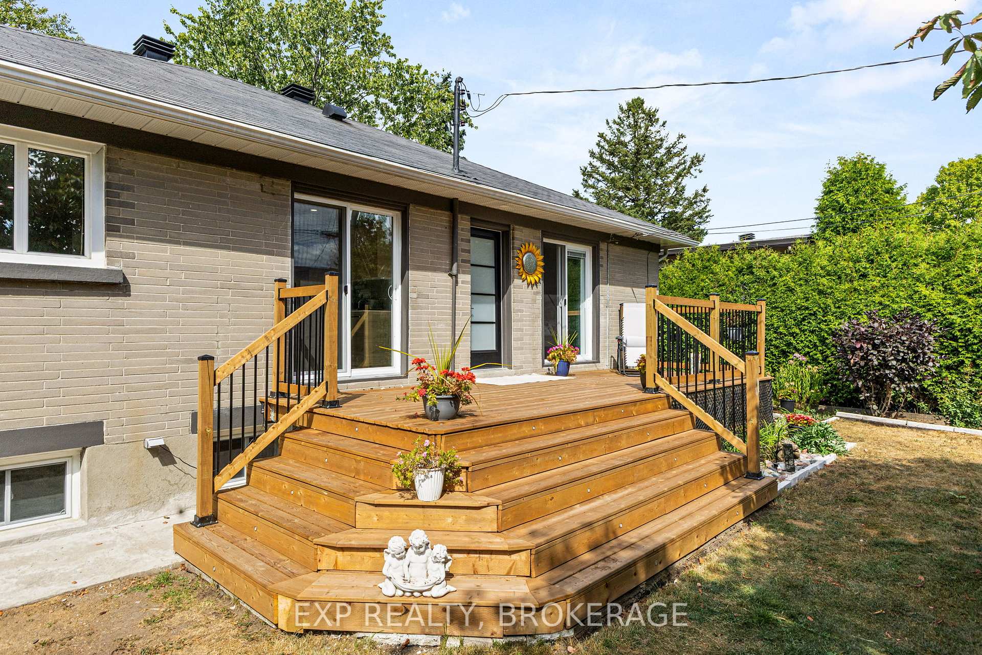 Photo 42 of 1502 Farnsworth Avenue, Ottawa, Alta Vista — HOMEH