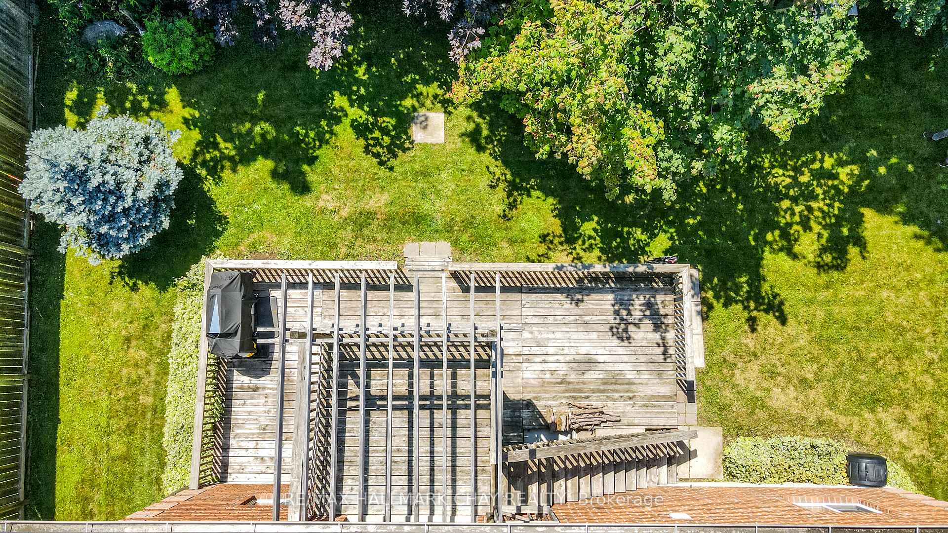 Photo 10 of 94 Sandringham Drive, Barrie, Innis-Shore — HOMEH