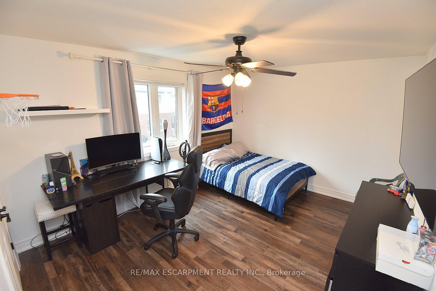Photo 28 of 74 Lampman Drive, Grimsby, Grimsby West — HOMEH