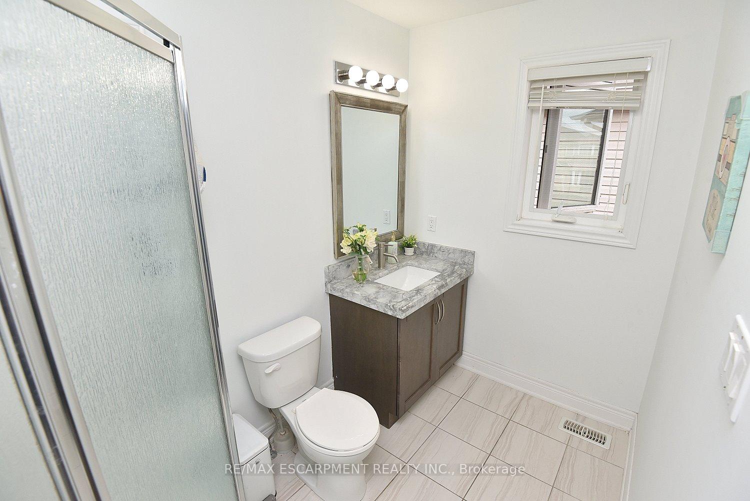 Photo 31 of 74 Lampman Drive, Grimsby, Grimsby West — HOMEH