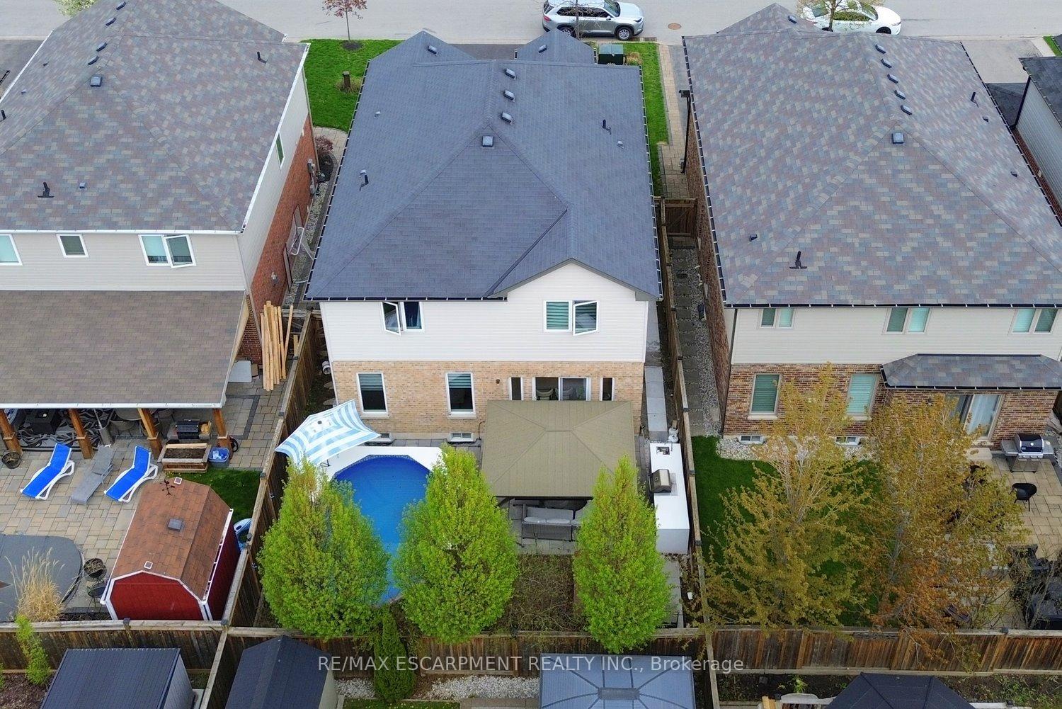 Photo 45 of 74 Lampman Drive, Grimsby, Grimsby West — HOMEH