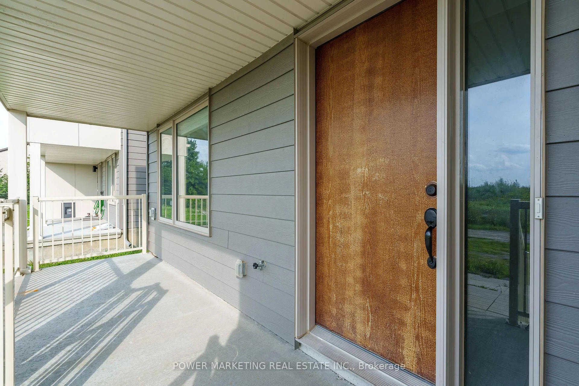 Photo 4 of 30 Limnos Lane, Ottawa, Stittsville (North) — HOMEH